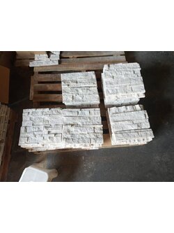 หินประดับผนัง White quart สามร้อยยอด ประจวบคีรีขันธ์