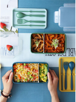 BABY’N GOODS กล่องทานอาหารเอนกประสงค์ มีที่กั้นแบ่งช่องเก็บอาหารสามารถปรับได้ มาพร้อม ช้อน, ส้อม และตะเกียบ จัดเก็บง่ายใช้งานสะดวก