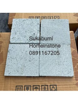 หินปูสระว่ายน้ำ Green Sukabumi