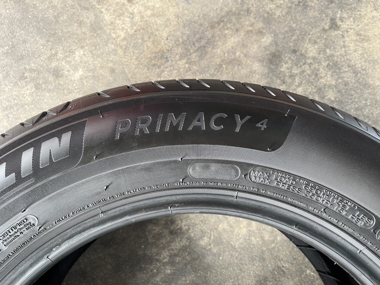 ✨ยาง✨205-65-16 Michelin♨️ปี 24♨️สภาพสวยมาก💖ใช้งานมาน้อยมาก