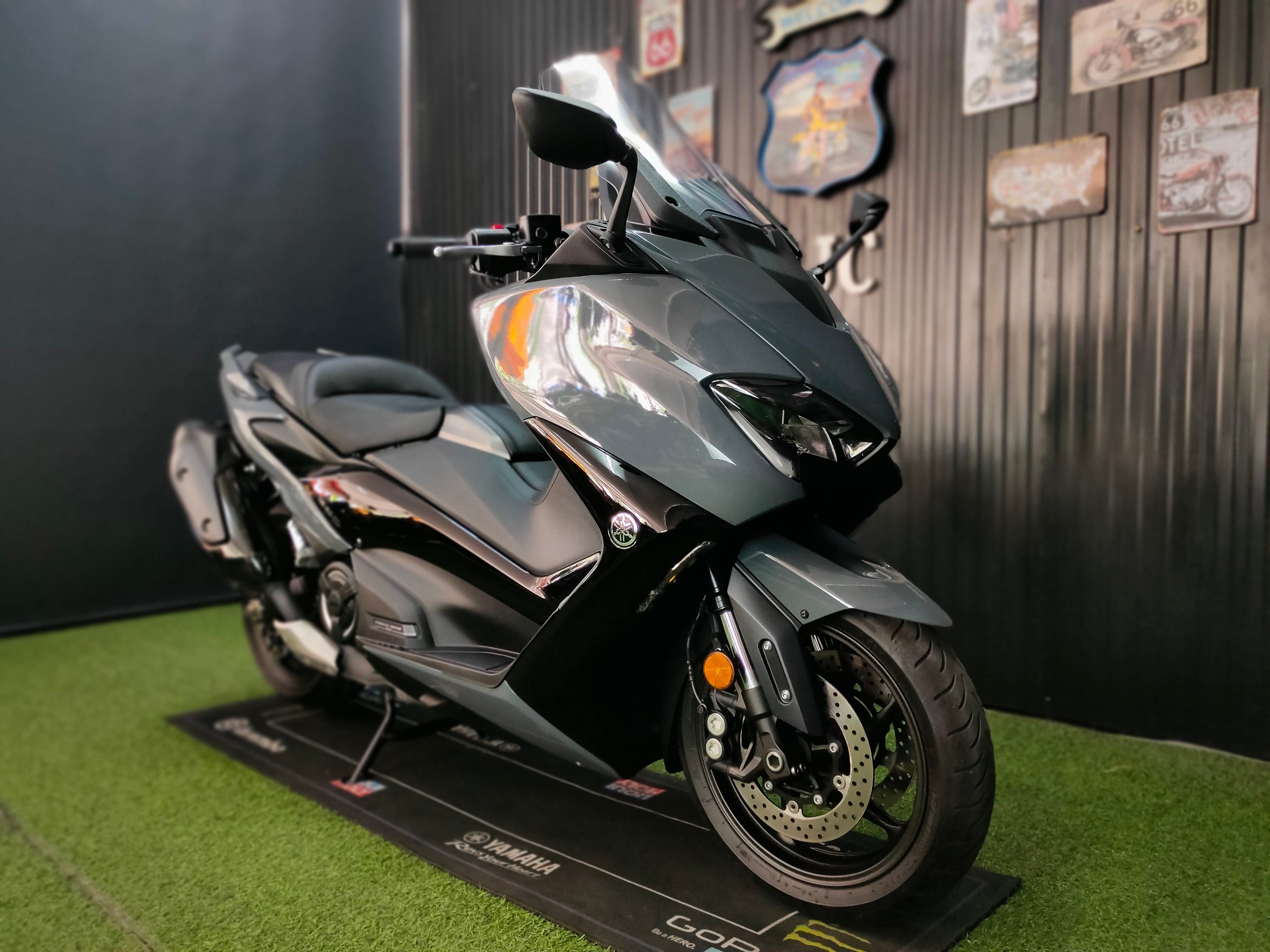 โซฟาซิ่ง เข้าใหม่ทั้งที....จัดตัวTopสุดไปเลย 🤟 YAMAHA TMAX 560 TechMax รถปลายปี 2021 (นางฟ้า) นางฟ้า3พันโล "โคตรสวย"