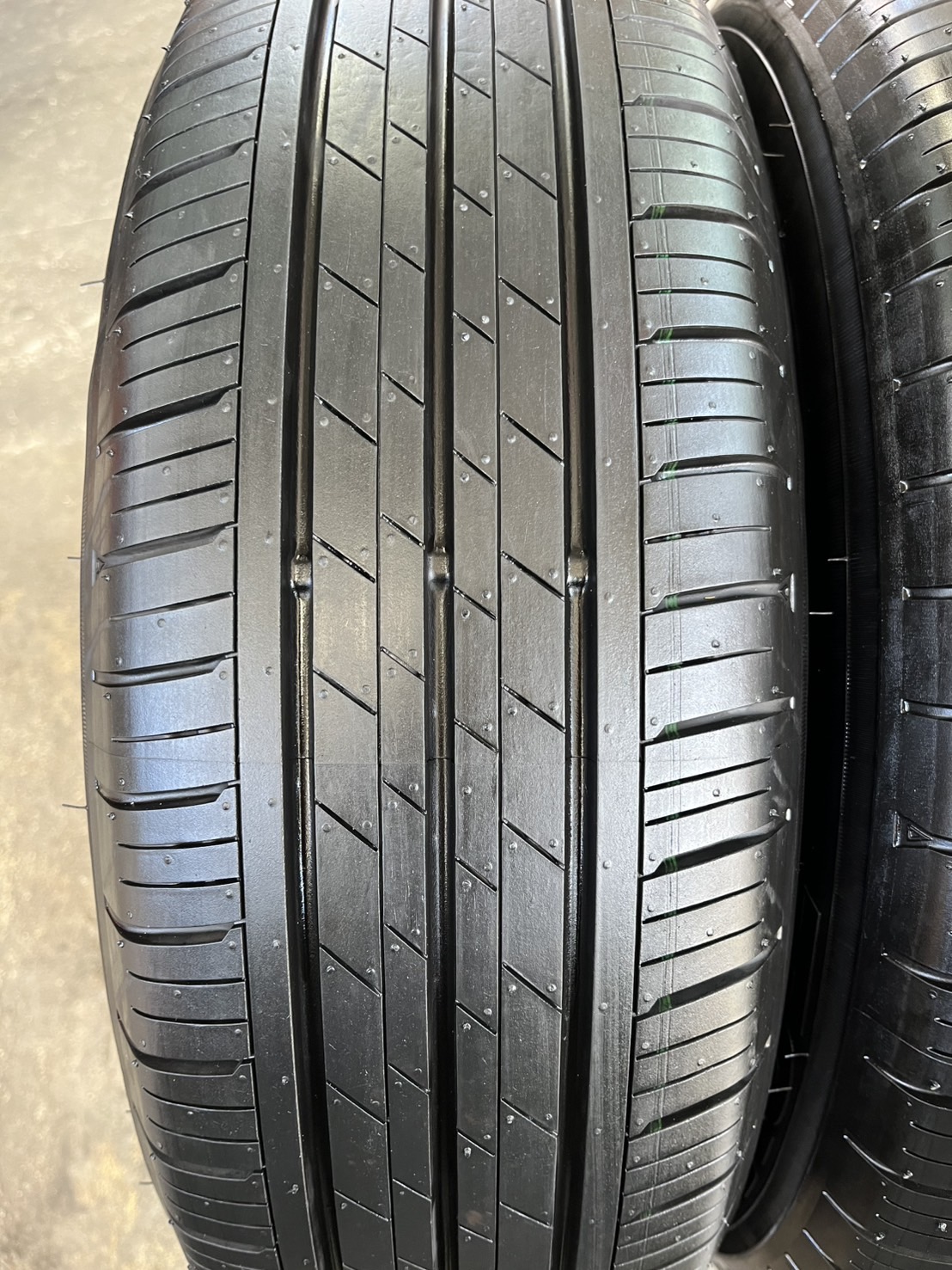 ✨ล้อแม็กพร้อมยางป้ายแดง✨5รู114 Nissan Serena รุ่นใหม่ล่าสุด ขอบ 15💖ใหม่กริ๊บ💖