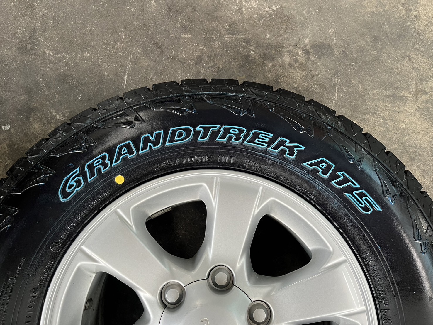 ✨ล้อแม็ก✨ISUZU Blue Power ขอบ 16 พร้อมยางใหม่💯245-70-16 Dunlop(แก้มขาว)♨️ปี24♨️