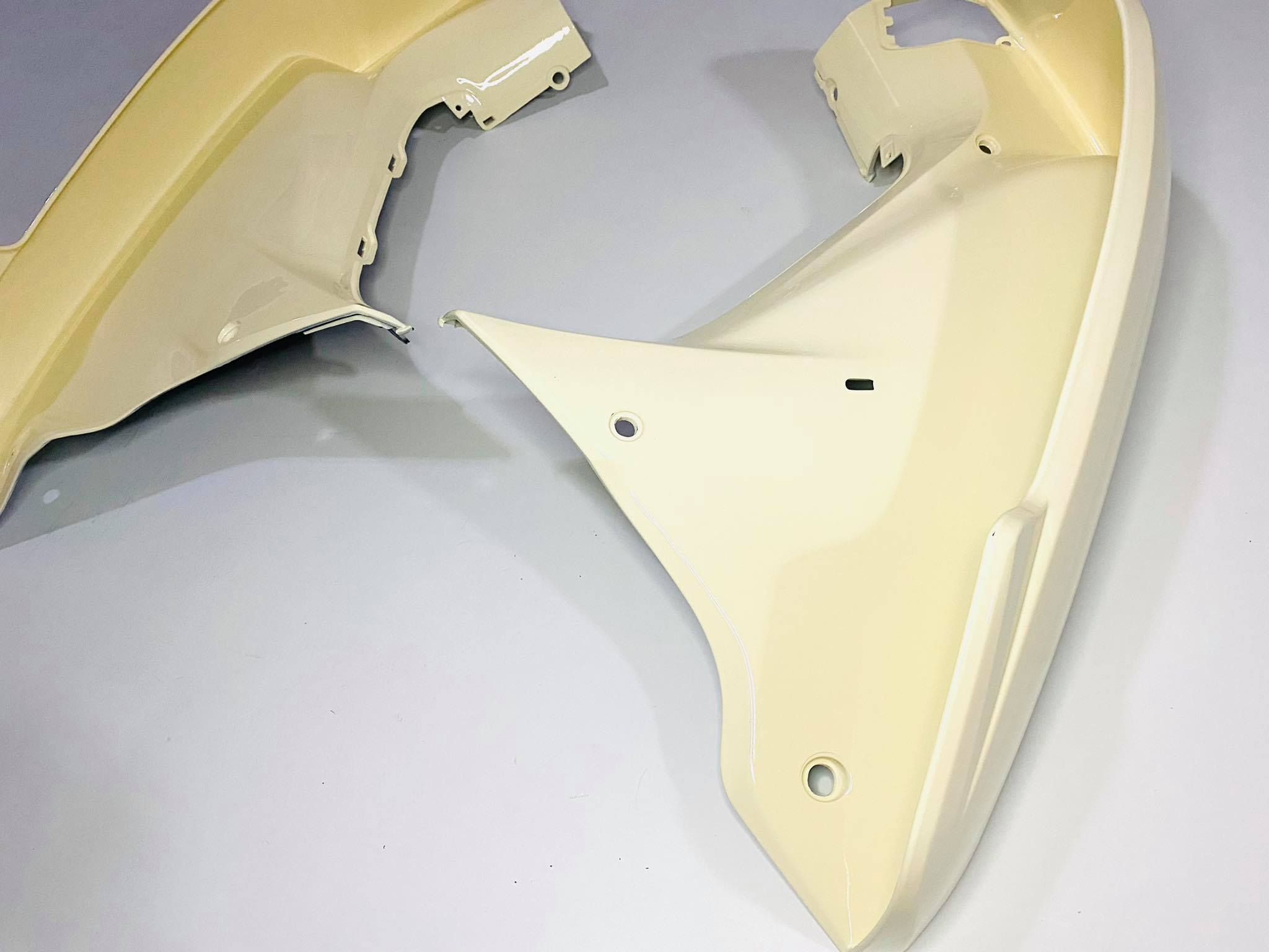 บังลมดรีม110I DREAM 110i SUPER CUB(สีครีม) เทียม