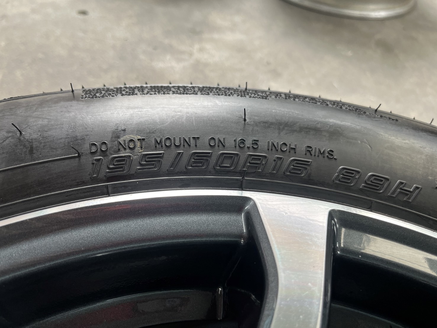 ✨ล้อแม็กพร้อมยาง 5รู114✨Suzuki XL7 ขอบ 16 เทาหน้าเงา💖สวยกริ๊บ💖