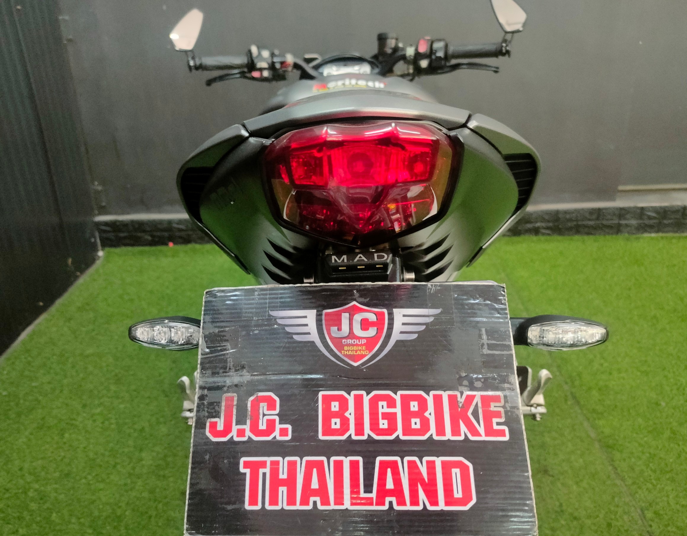 🏍💨 ที่สุดใน Naked คลาส 800 จากแดนผู้ดี 🤗 🇬🇧 Triumph 🇬🇧 Street Triple 765 RS รถออกปี 2019