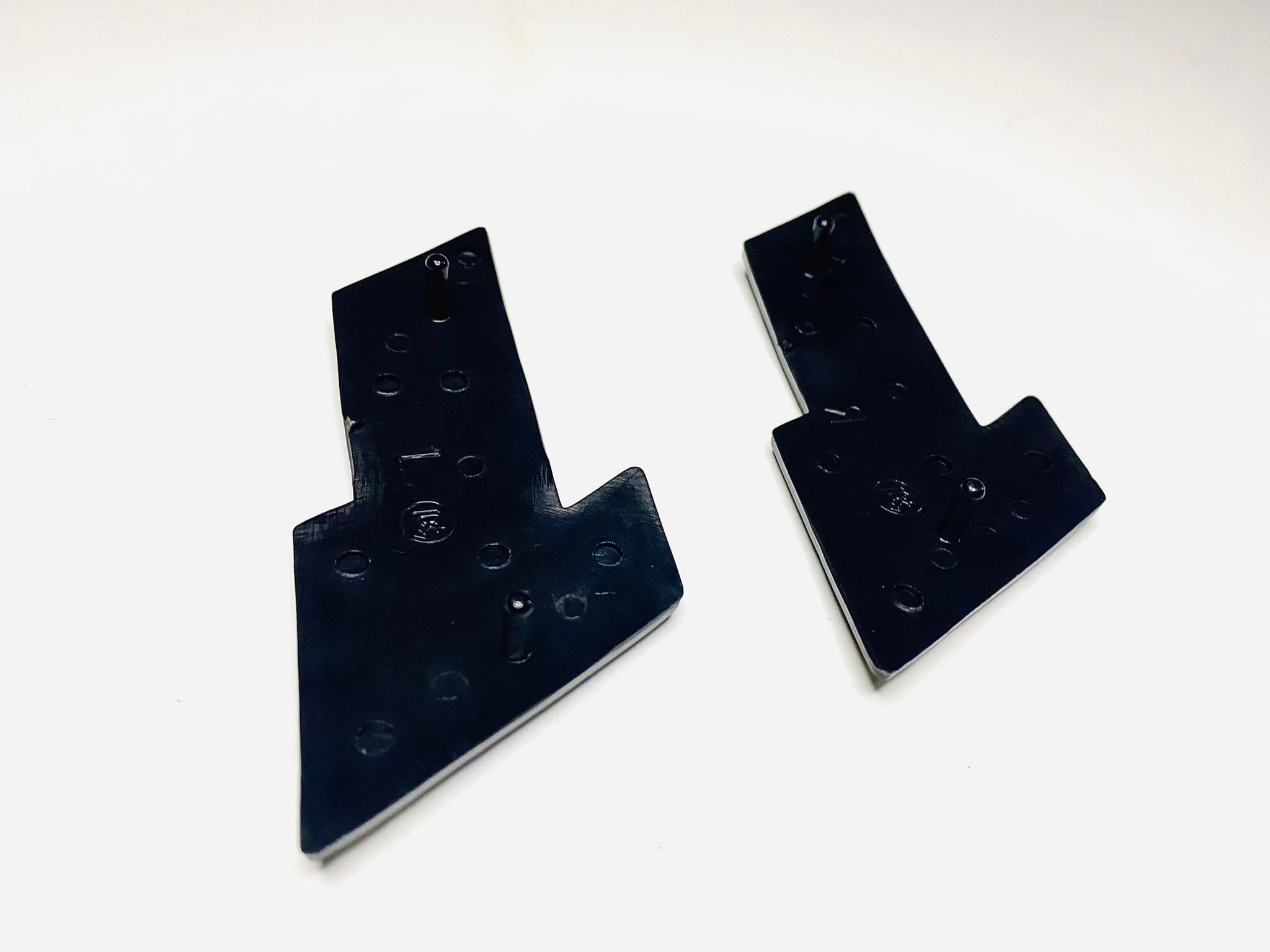 ตราฝากระเป๋าrc100 LOVE 1 คู่