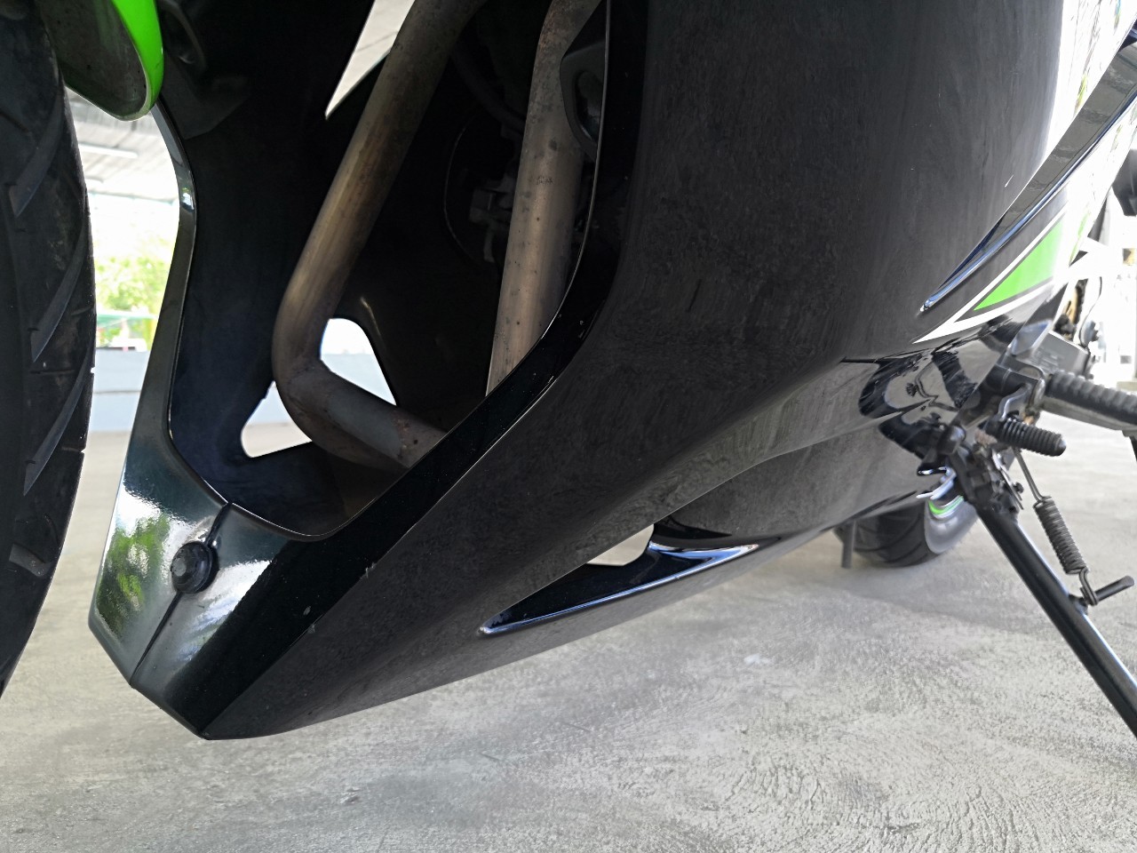 NINJA-250 รถบ้านแท้มือเดียว เครื่องดี สีเดิมทั้งคัน มีแต่งบ้างเล็กน้อย เท่ห์เร้าใจ