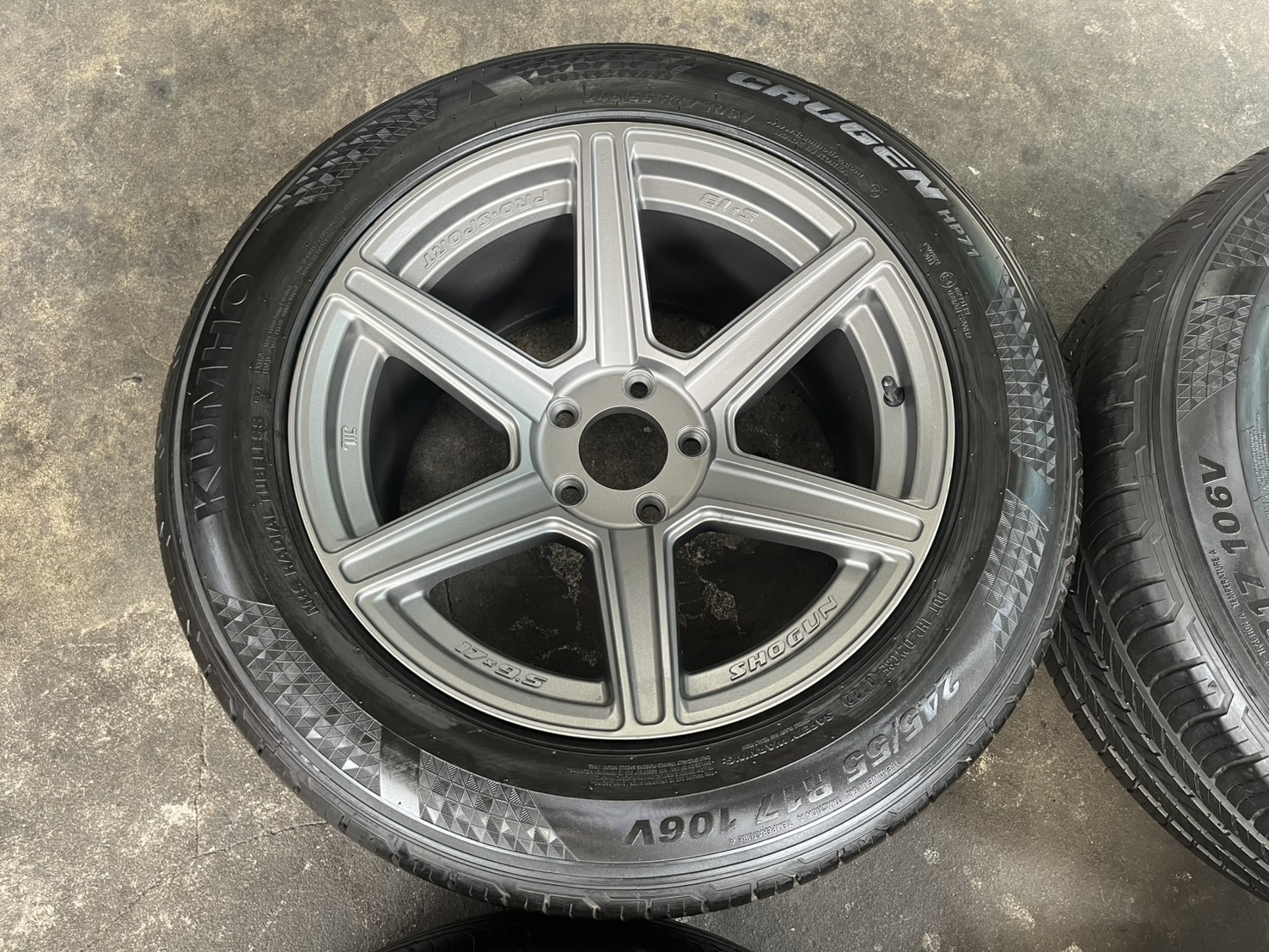 ✨ล้อแม็กแต่ง 5รู114✨SHOGUN ขอบ 17 สีเทา พร้อมยาง 245-55-17 KUMHO💥ปี 22💥