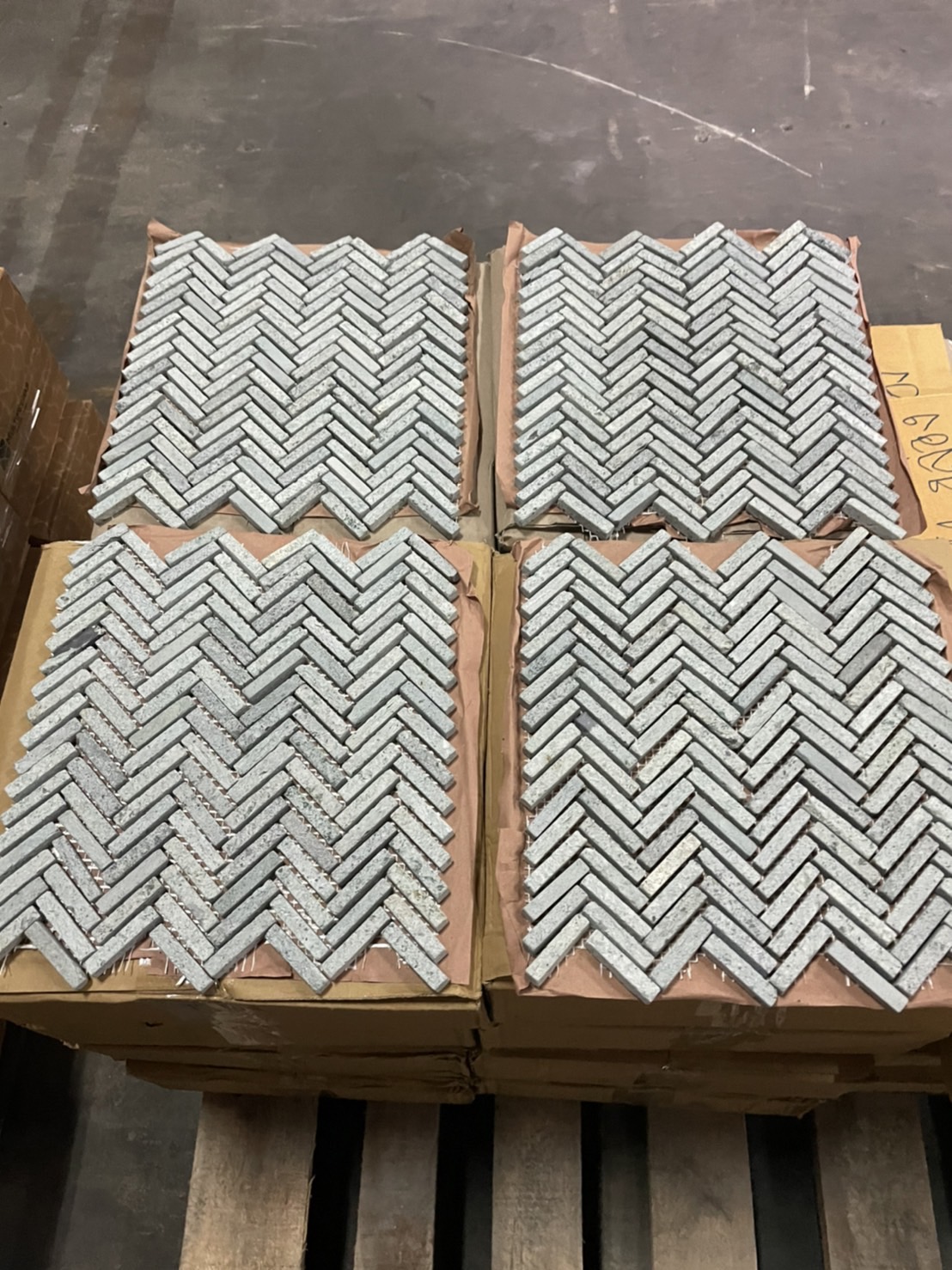 Green Sukabumi mosaic ลายก้างปลา