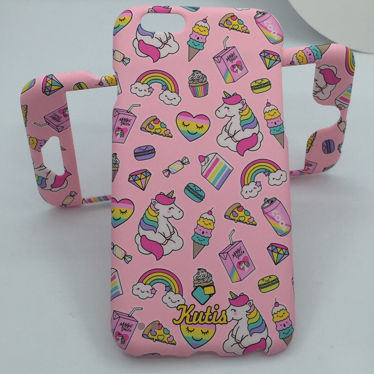 เคสคูทิส(Kutis)เคสไอโฟน6,6S(ลายยูนิคอร์นนั่งเมฆ)มาใหม่ เคสประกบหน้า-หลัง เคสเรืองแสง เคสลายวินเทจ ร้านSuperhero Klongthom