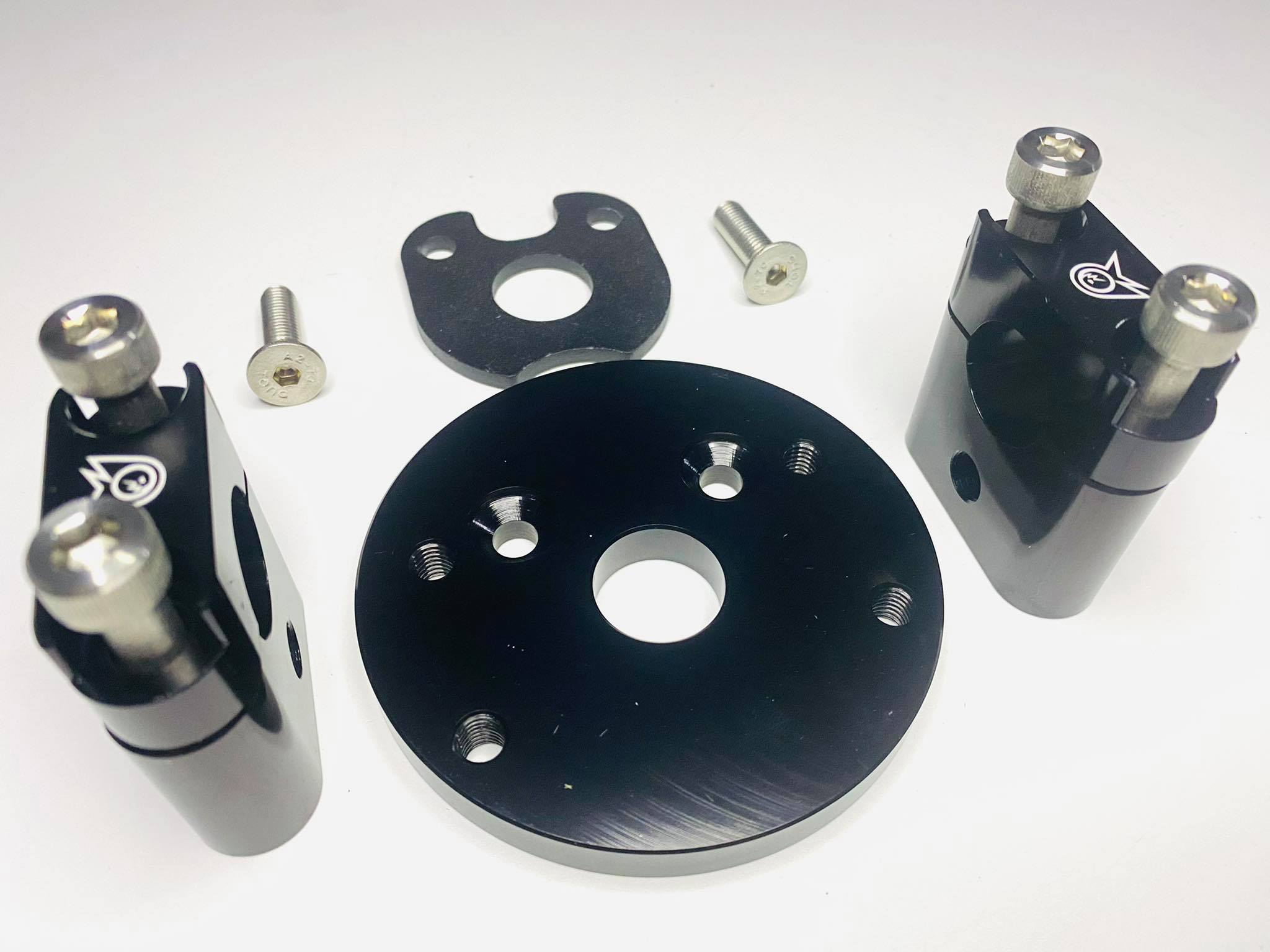 แผงคอc70 CNC STEED CUB แป้นดำ+ตุ๊กตาดำ