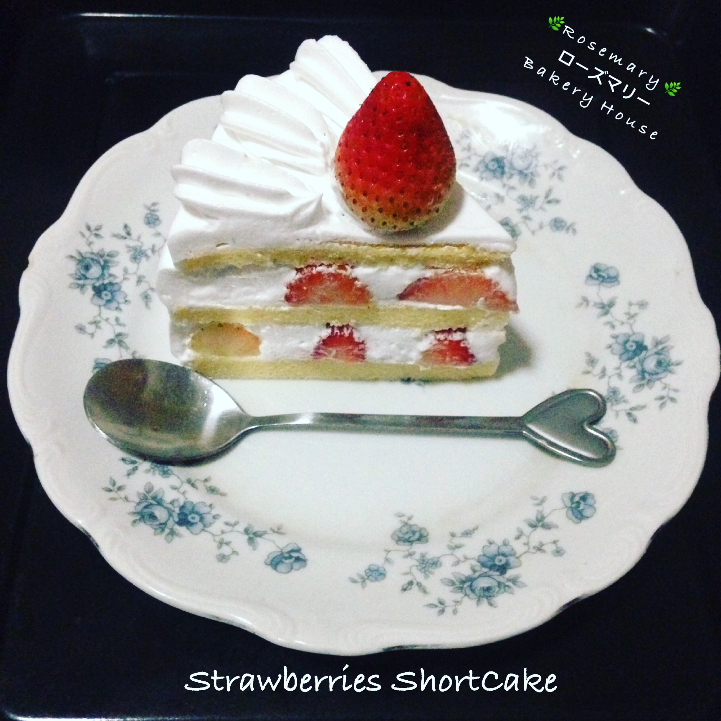 🍓 สตรอว์เบอร์รี่ชอร์ทเค้ก 🍓 (2 ปอนด์) Angel Strawberries ShortCake (2 Pound / 7" x 7") 3 ชั้น