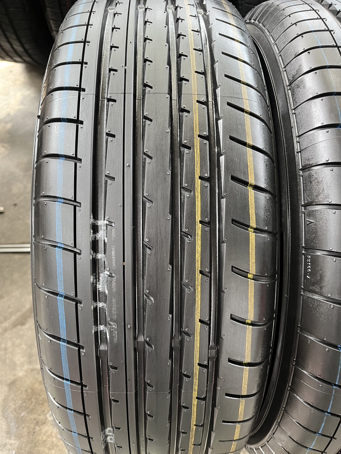 ✨ยางใหม่ป้ายแดง✨215-60-17 Yokohama💥ปี 25💥สวยกริ๊บ💖ถอดจากโชว์รูม💖