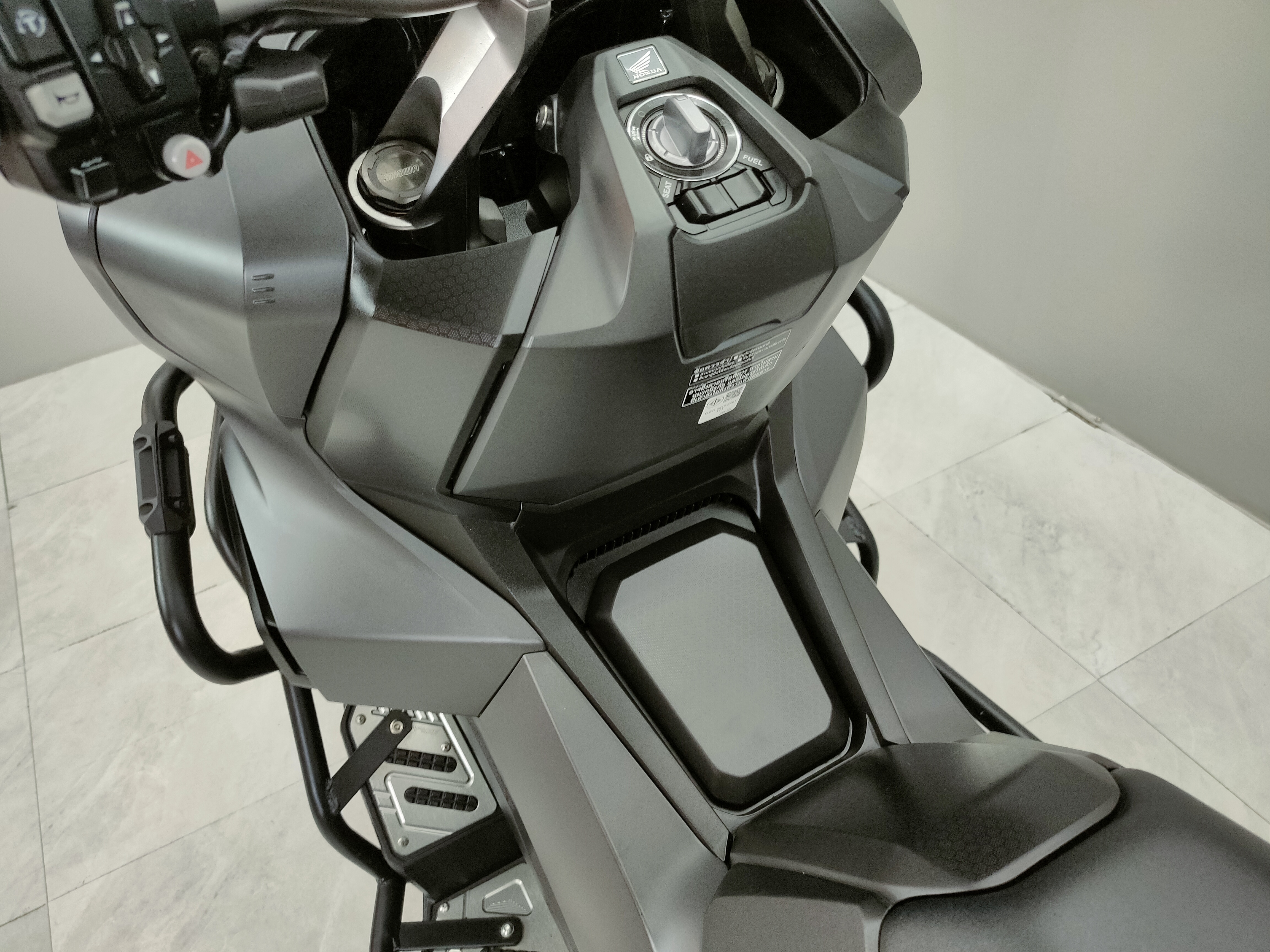 อย่างหล่อ HONDA #ADV350 แต่งแนวTouring ปลายปี 2023 วิ่งหลักพัน-โปรโมชั่นโคตรดีย์