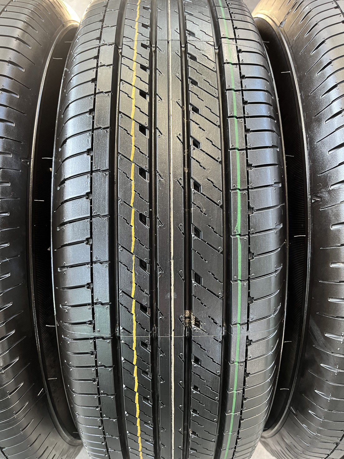 ✨ยางใหม่ป้ายแดง✨215-65-16 Dunlop💥ปี 25💥ใหม่กริ๊บ💖ถอดจากโชว์รูม