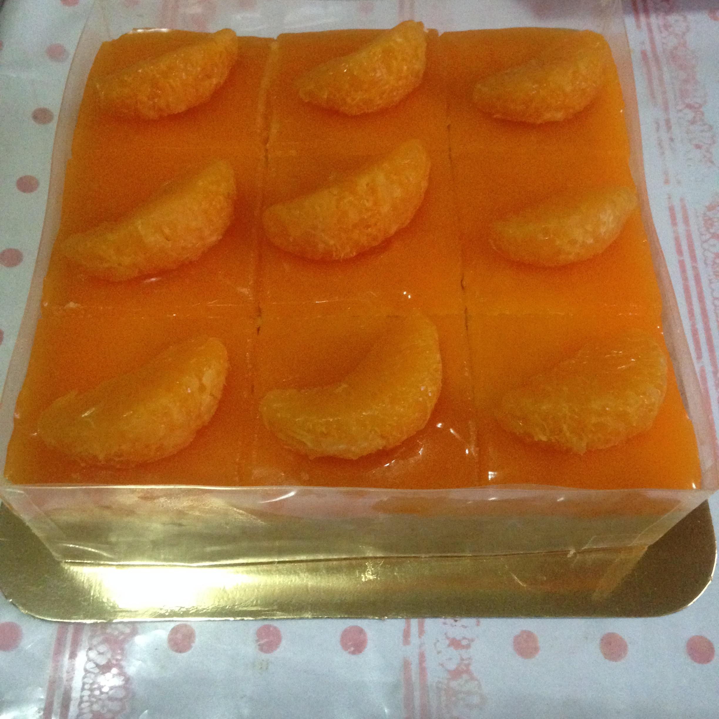 🍊 เค้กส้มเขียวหวาน 🍊 (ขนาด 2 ปอนด์) / Orange Cake (2 Pound / 7'' x 7")