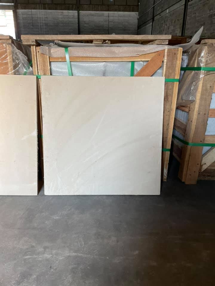 Cream Lime Stone สีครีม ผิวแมท ไม่ลื่น