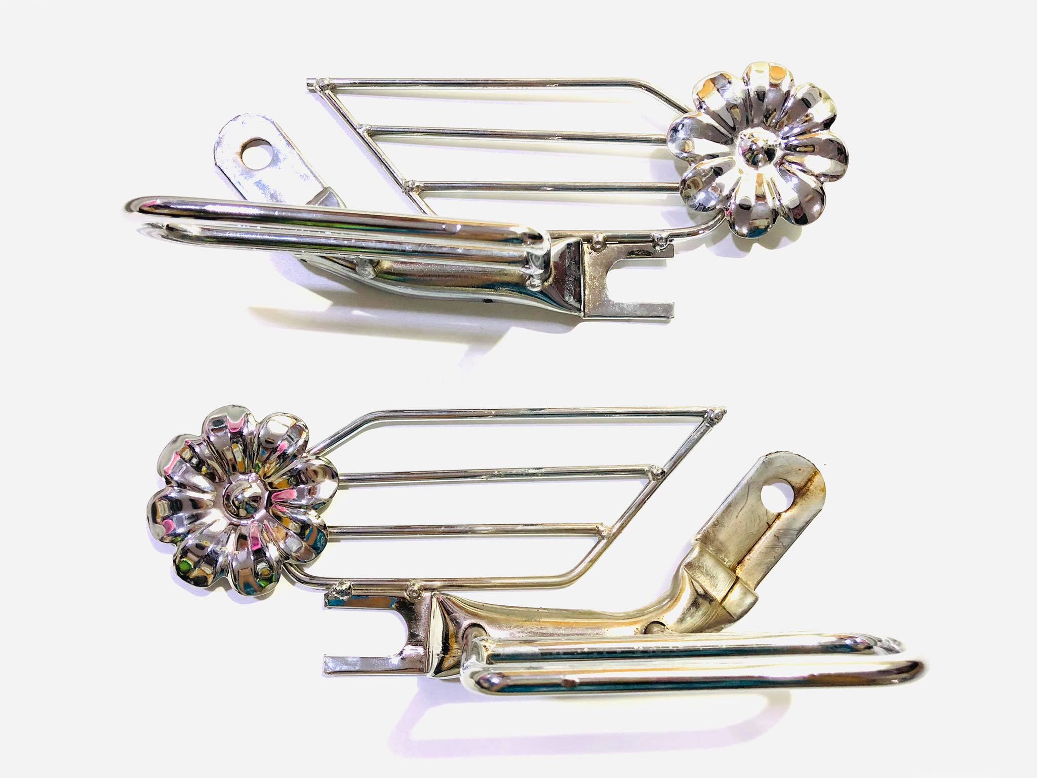 พักเท้าหลังซี70 ซี100 เหล็กชุบลายดอกไม้ รุ่นโช๊คสั้น L8