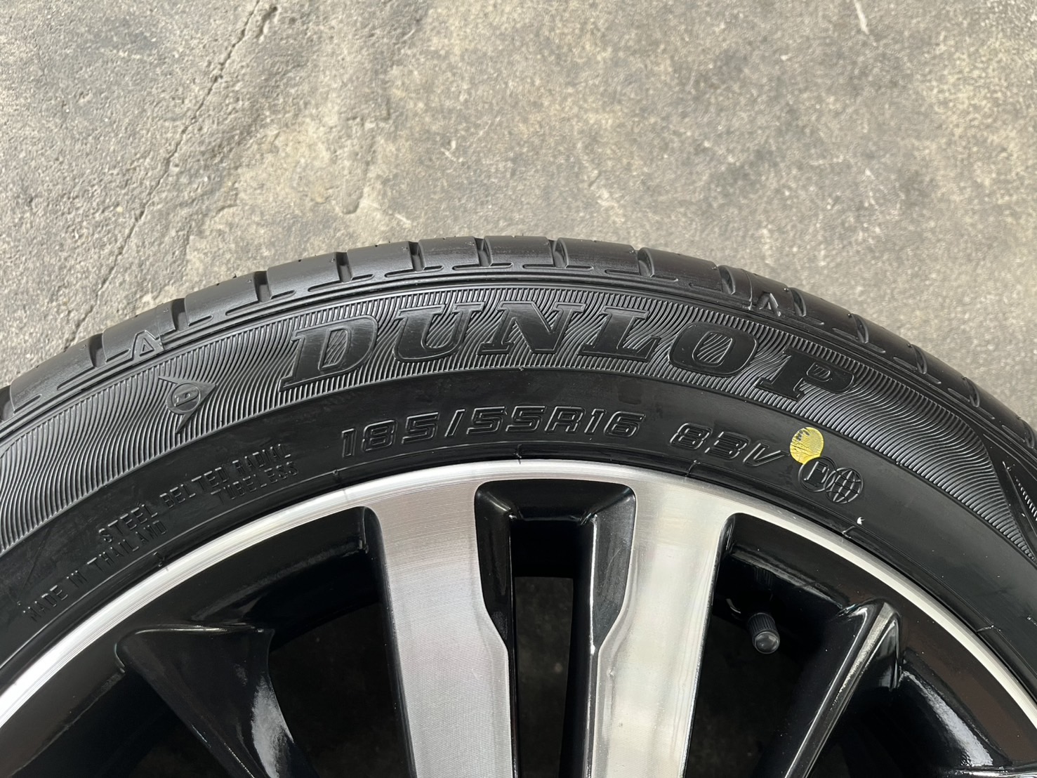 ✨ล้อแม็ก✨Honda Jazz GK ตัวท็อป ขอบ 16 ดำหน้าเงา พร้อมยางใหม่💯185-55-16 Dunlop♨️ปี 24♨️
