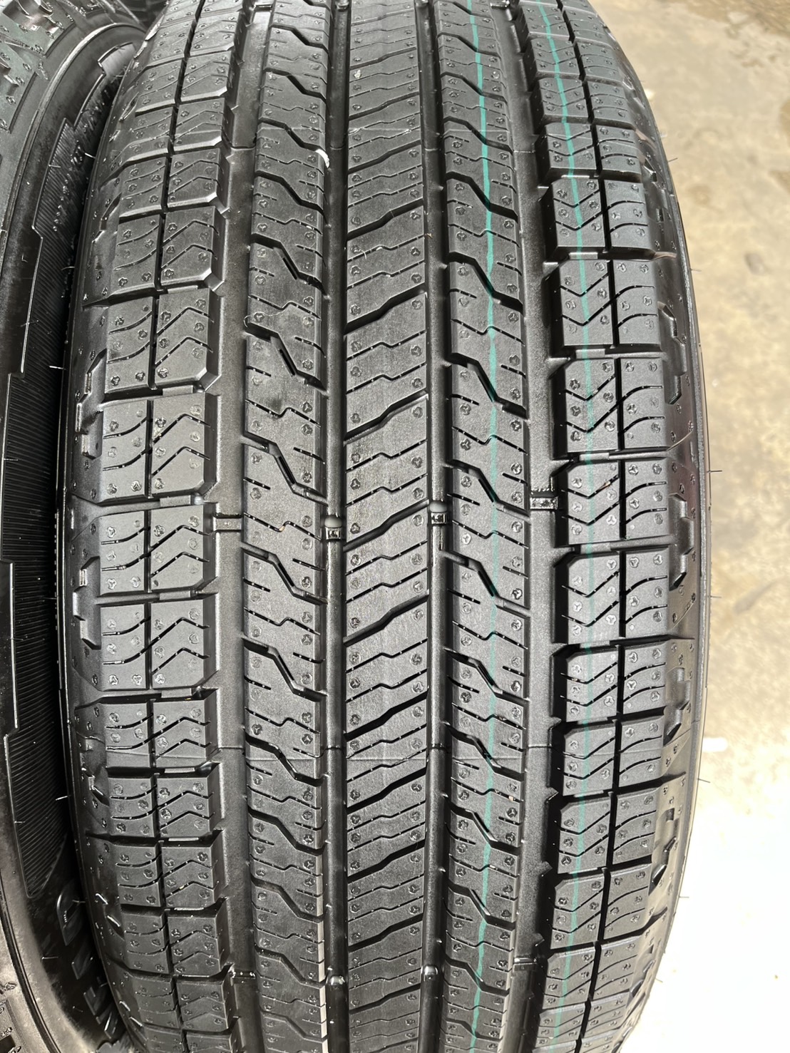 ✨ยางใหม่ป้ายแดง✨255-55-20 Goodyear💥ปี 25💥🚘เหมาะสำหรับ รถกระบะตัวสูง และ SUV ทุกรุ่น