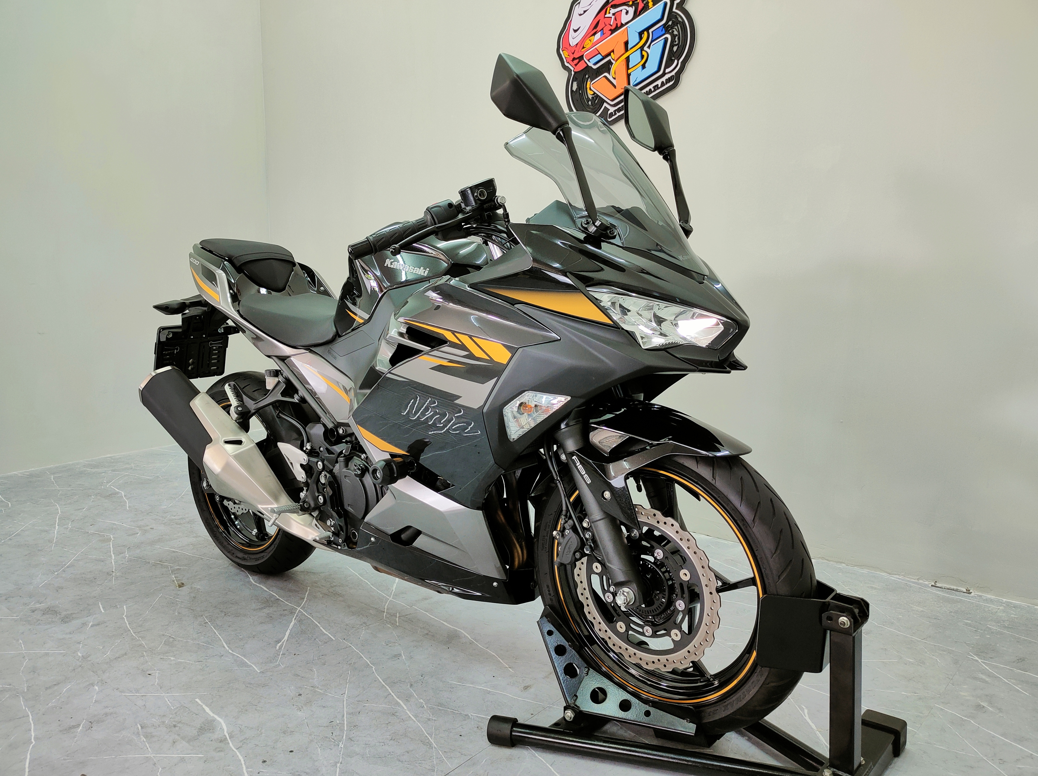 KAWASAKI NINJA400 MY2022 กุญแจ Keyless จดทะเบียนกลางปี 2023 ไมล์แท้ 1,xxx km ✨บอกเลยว่า...ซื้อแทนรถใหม่ได้เลย✨