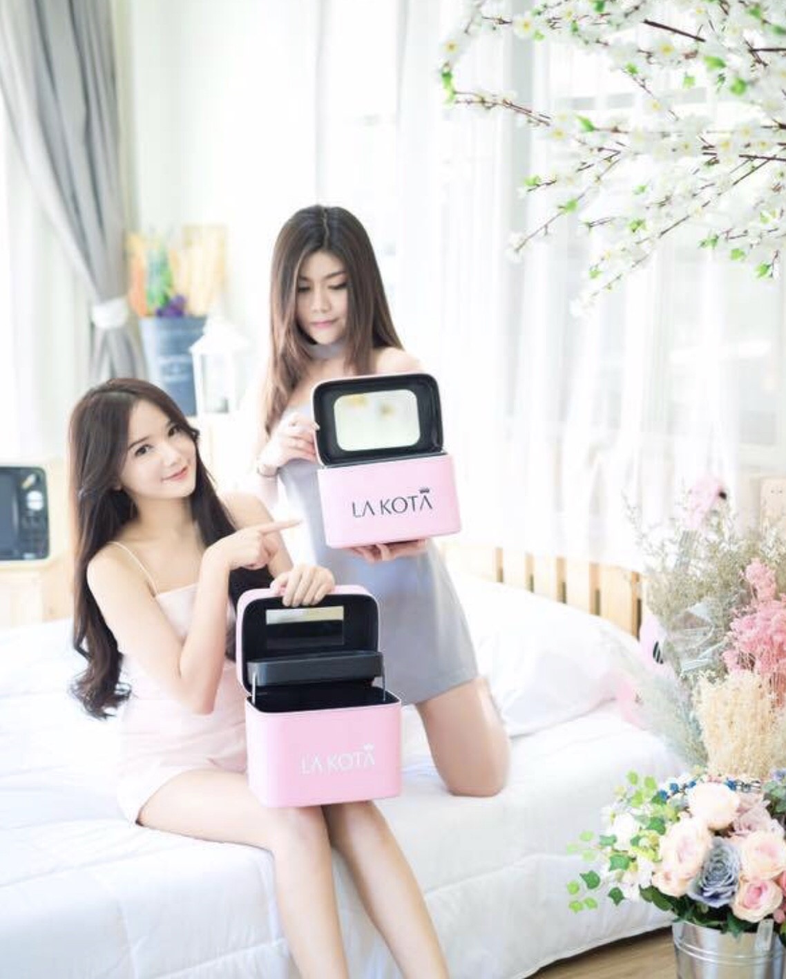 กระเป๋า ใส่เครื่องสำอาง La Kota ลาโกต้า