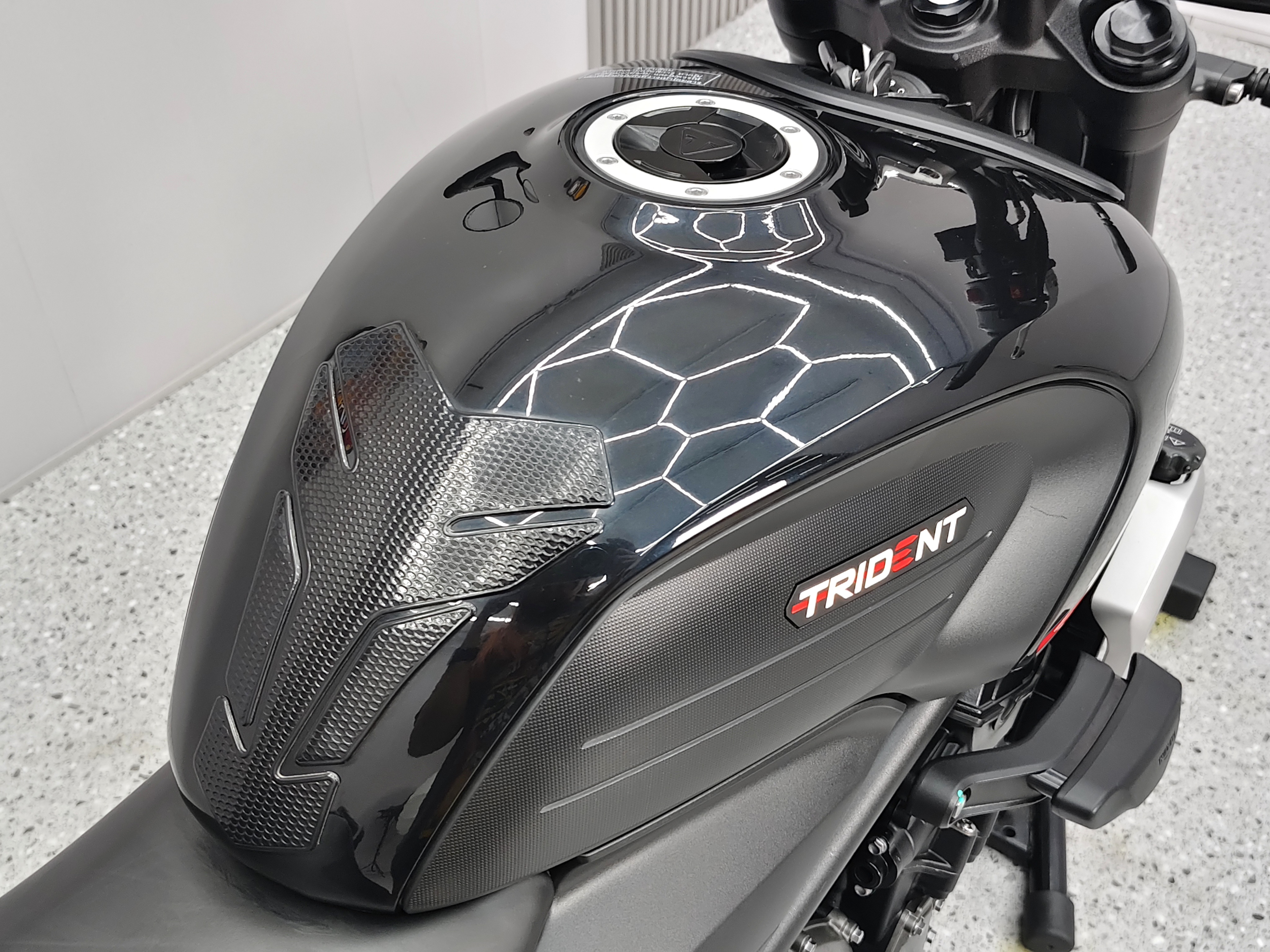 ขี่ดีคล่องตัว TRIUMPH TRIDENT660 ปี 2021 รถสวยวิ่งน้อยโปรโมชั่นโดนๆ