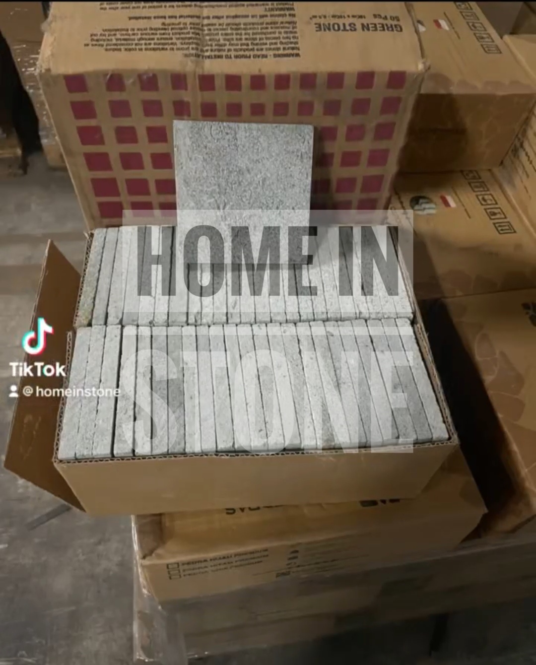 หินปูสระว่ายน้ำ Green Sukabumi Saw cut 10x10cm