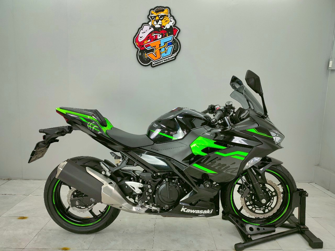 ❌️ ร้าน นี้ ไม่ กรอ ไมล์ ❌️ 🤗 KAWASAKI NINJA400SE รถกลางปี 2020 ตรงสเปค.....สวยเดิมใสไมล์น้อย มาพร้อมโปรดีย์ๆ