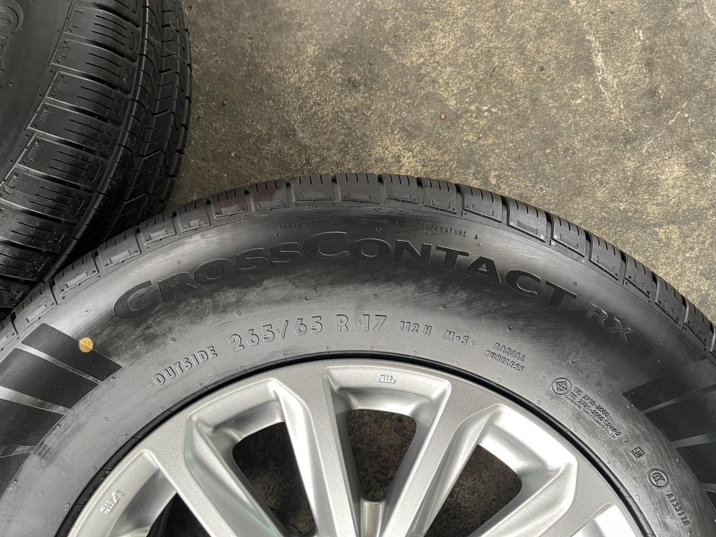 ✨ล้อแม็ก✨Mitsu Triton Plus ขอบ 17 พร้อมยางป้ายแดง 265-65-17 Continental💥ปี 25💥