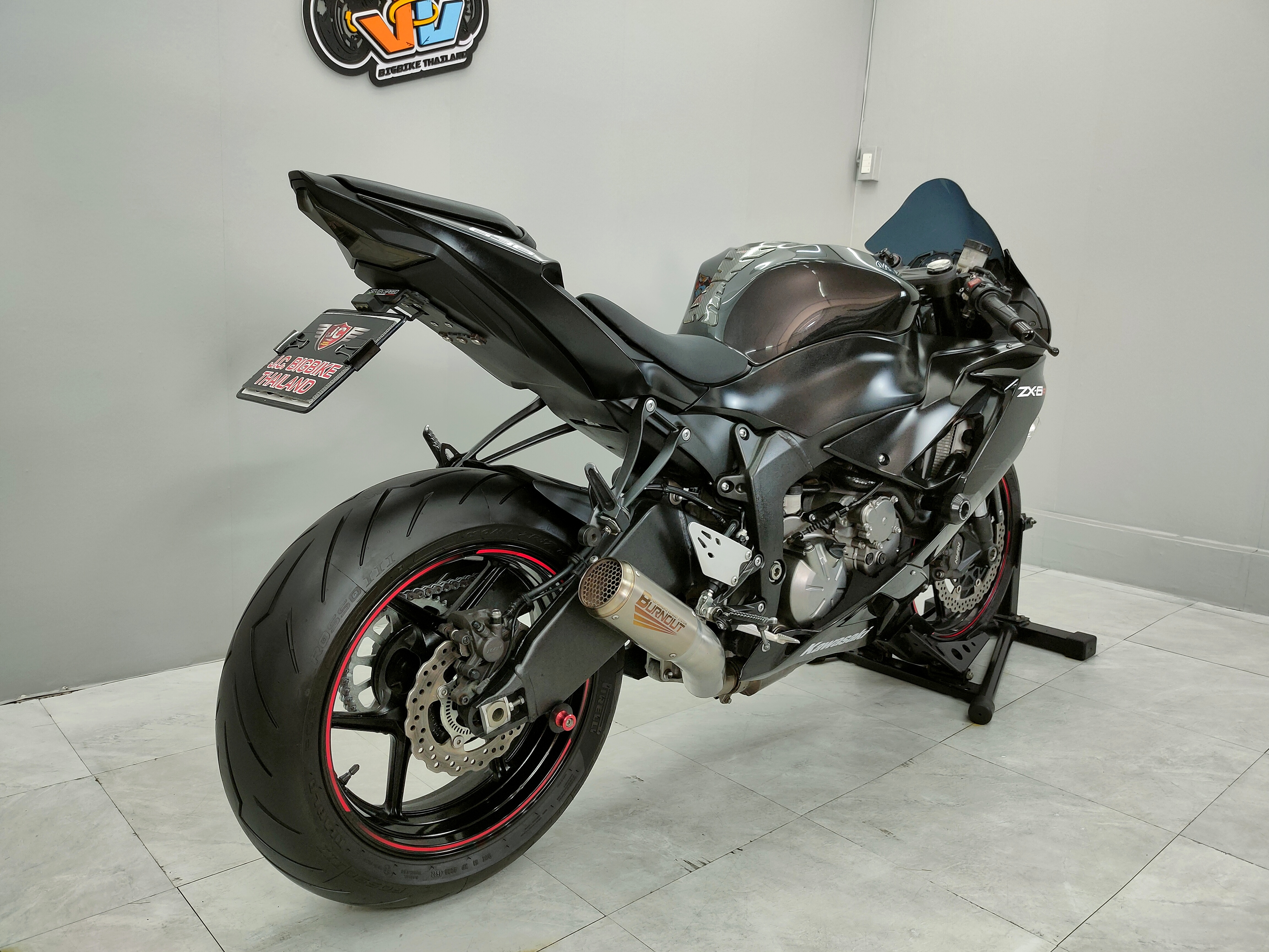 หนุ่มหล่อมาดเข้มมาแว้ว 😎 KAWASAKI ZX6R จดกลางปี 2020 "จัดทรงพร้อมซิ่ง"