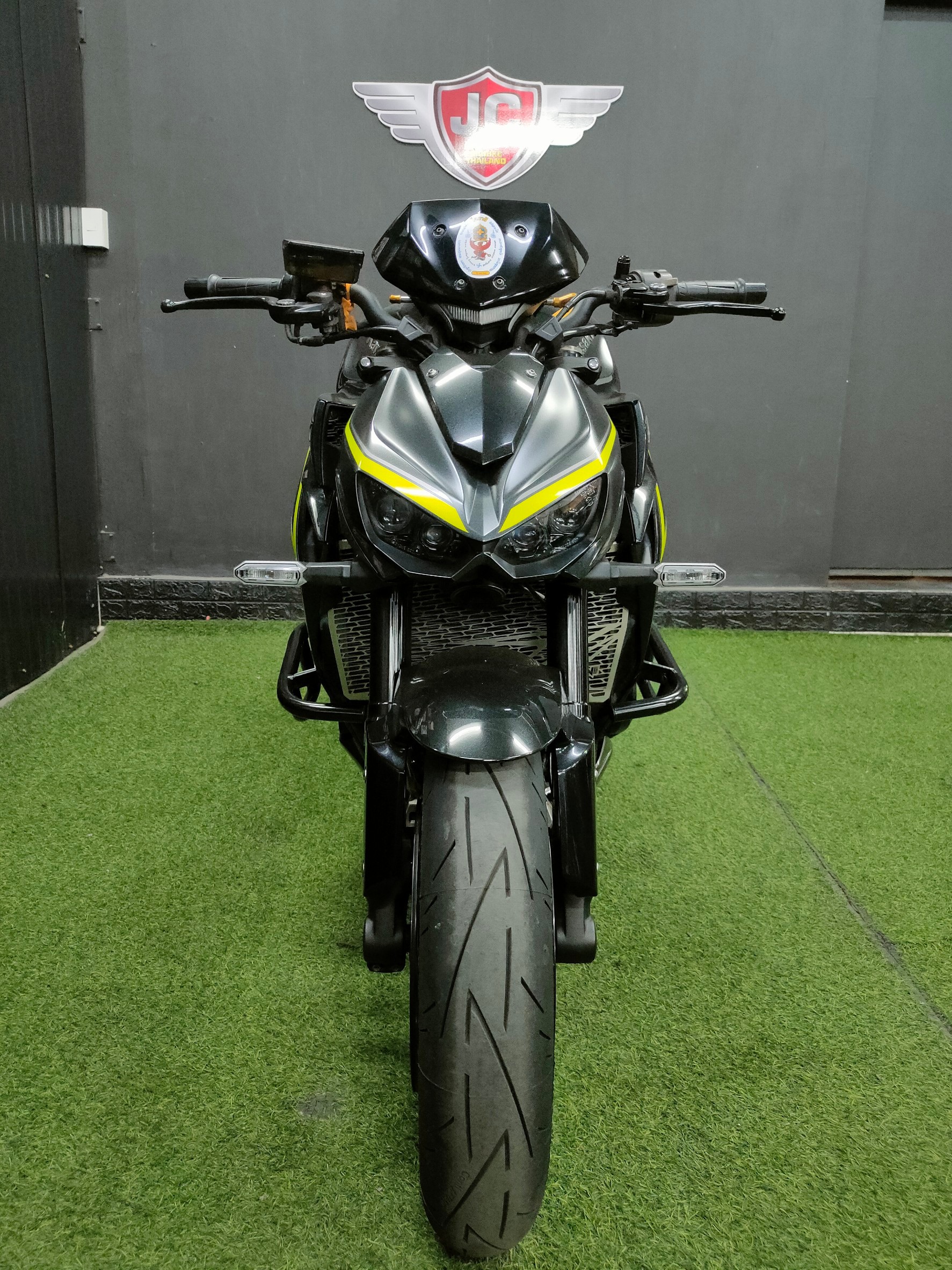 แรดพันธุ์....อ๊า 🤪 หล่อเลยคันนี้ #Z1000R ปี2018 "Optionsล้นๆรถมือเดียว"...ออกห้างร่วม7แสนเลยนะ‼️