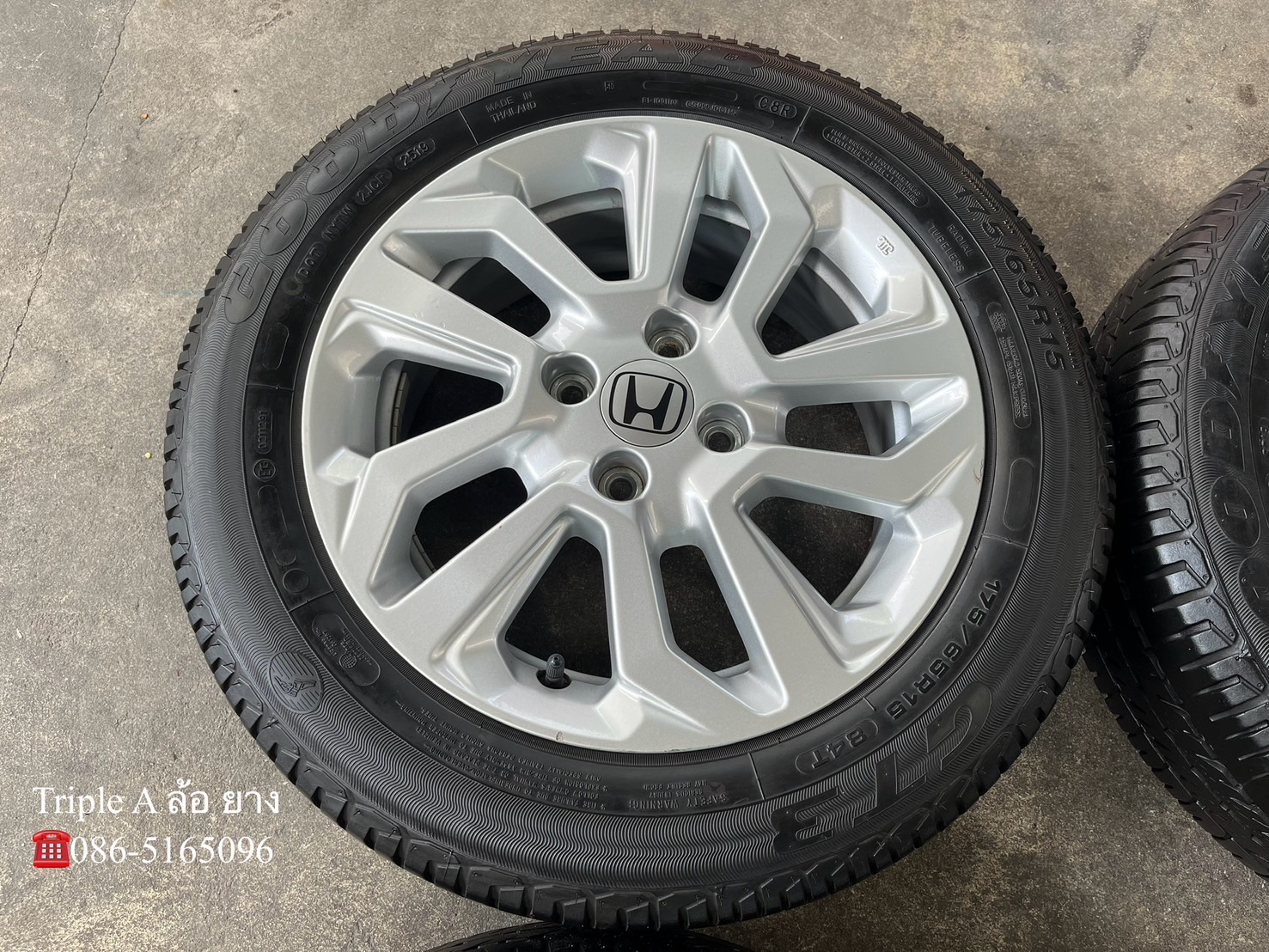✨ล้อแม็ก✨Honda Jazz รองท็อป ขอบ 15 แถมยาง 175-65-15 Goodyear ปี 19