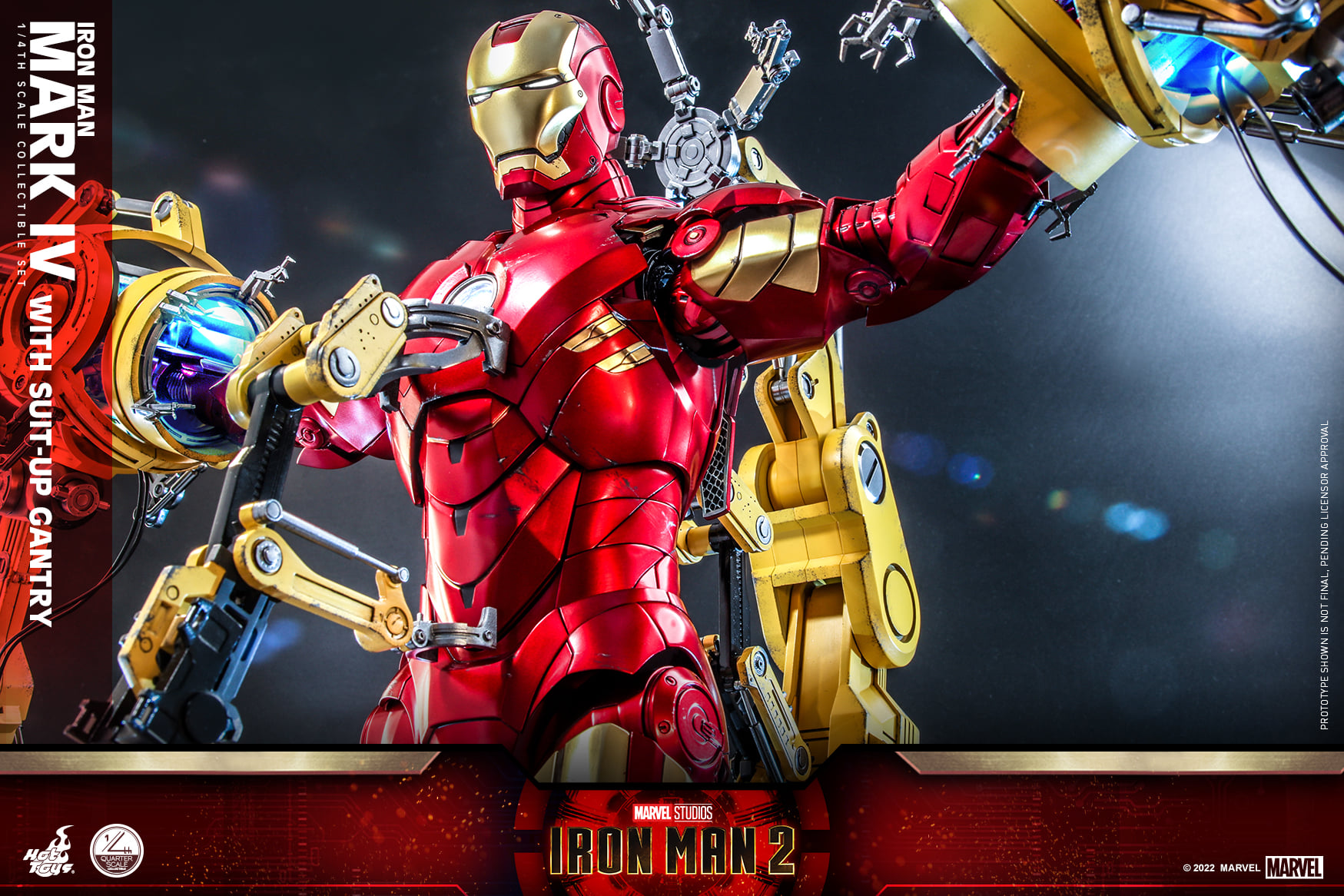 Hot Toys QS021 1/4 Iron Man 2 - Iron Man Mark IV with Suit-Up Gantry