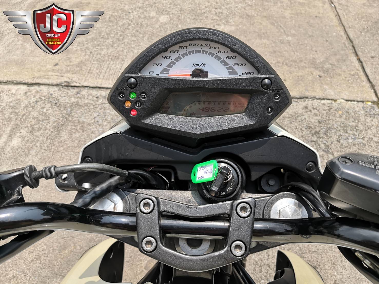 ER6N (ABS)---จดทะเบียนปี 2011 ✨650 ราคา 300 เครื่องเดิมๆ ชุดสีตามภาพ