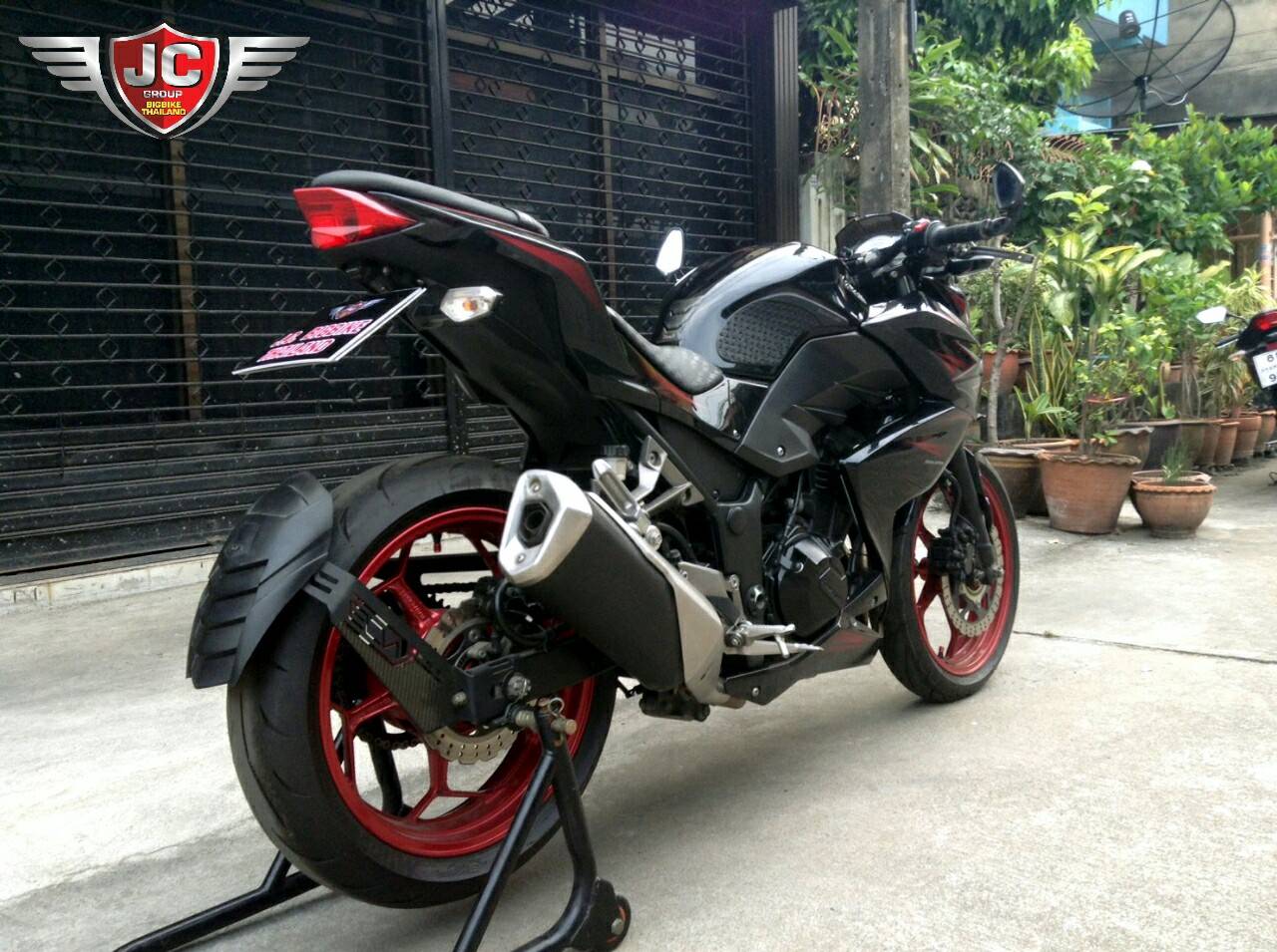 ฟรีดาวน์ จร้า ประวัติดีมาเอาไปกันใช้ได้เลยค่า