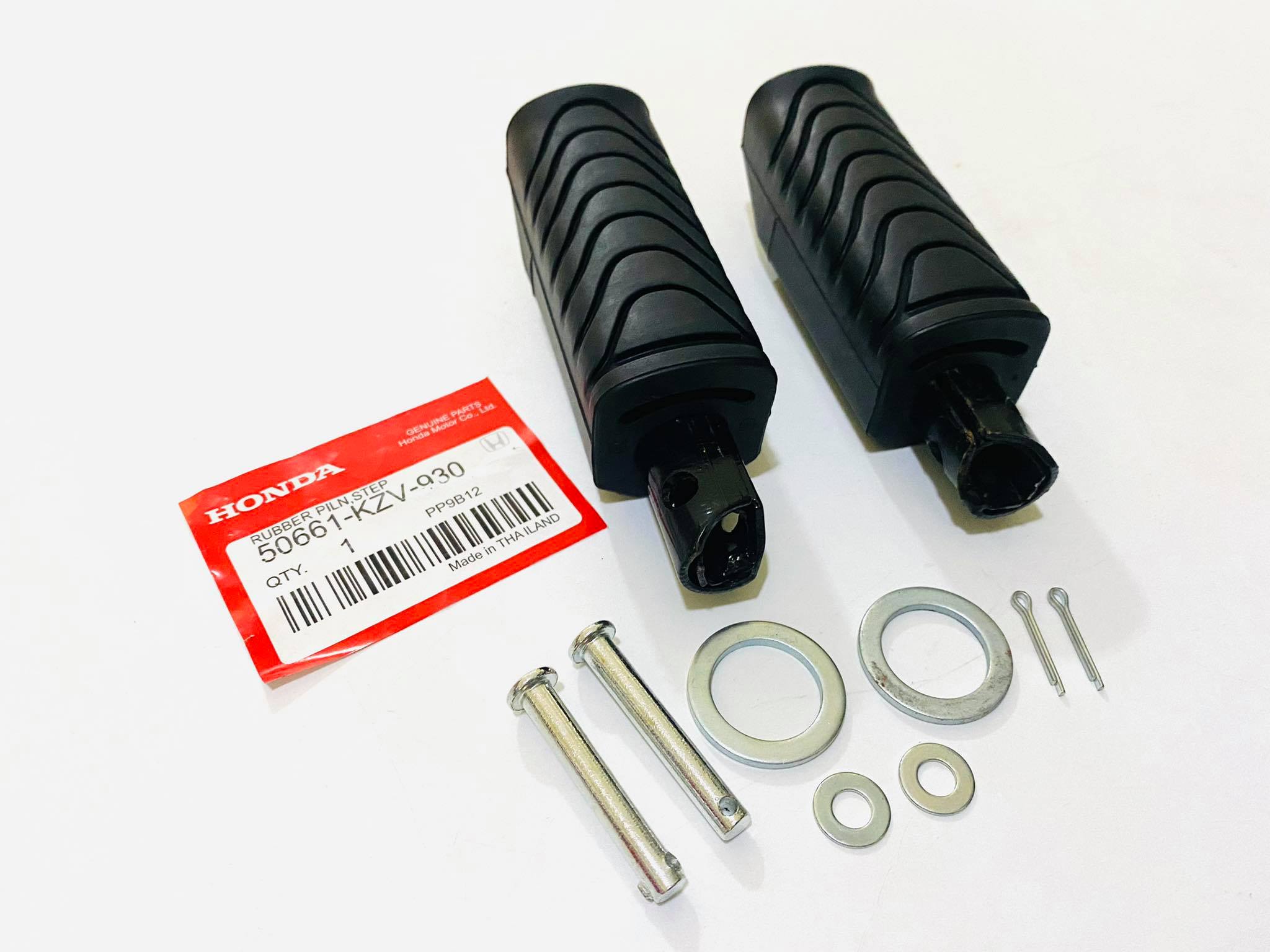 พักเท้าหลังดรีม110i ดรีมซูปเปอร์คลับ (รุ่นไฟเหลี่ยม) แท้ศูนย์