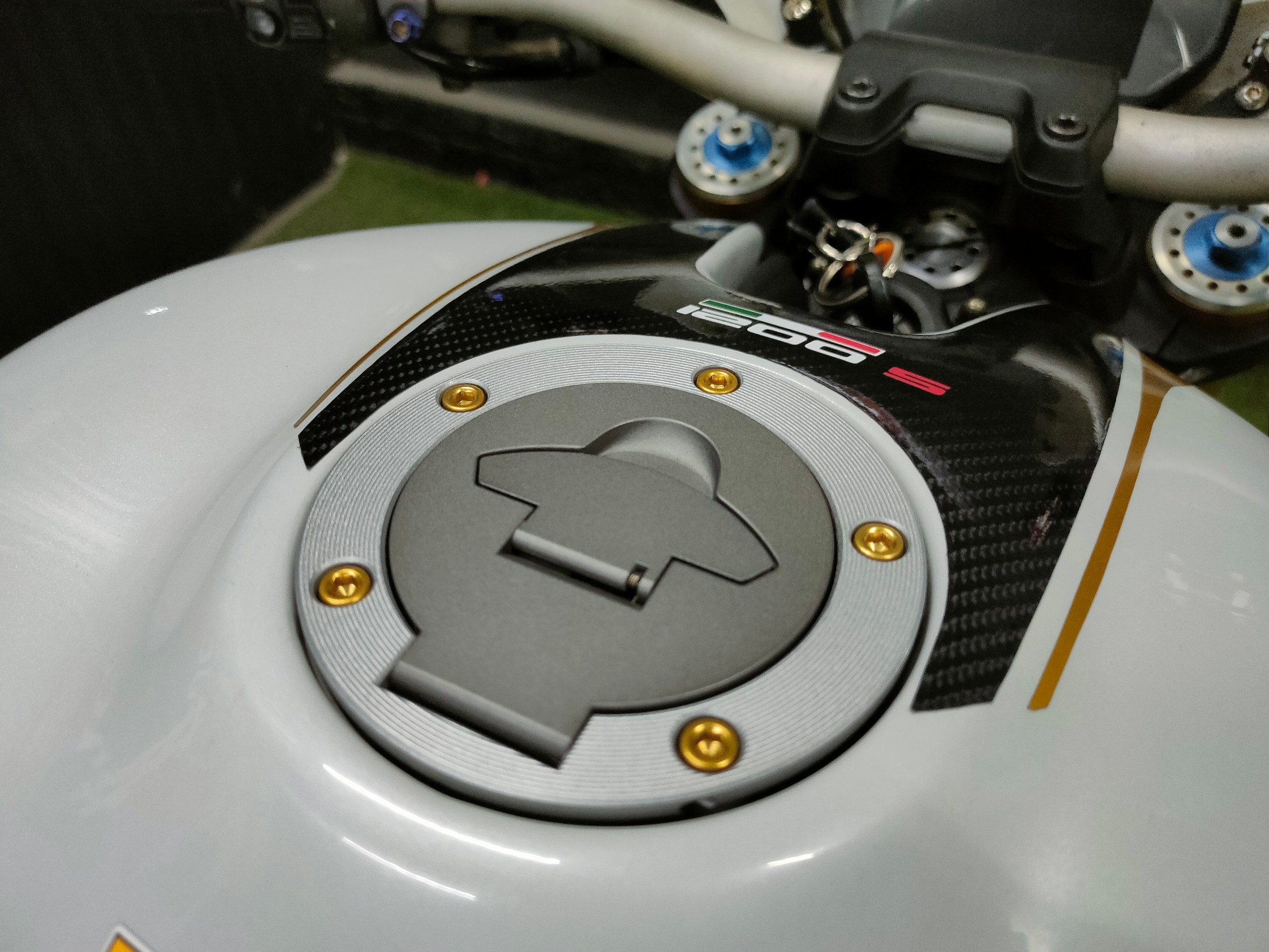 แรร์ไม่แรร์ไม่รู้...แต่ในออนไลน์นับคันได้เลย⁉️ 😱Ducati Monster1200S รถปี15 💥ตัวเปล่าก็ล้านแล้ว...ยัดเพิ่มอีก2แสน💥