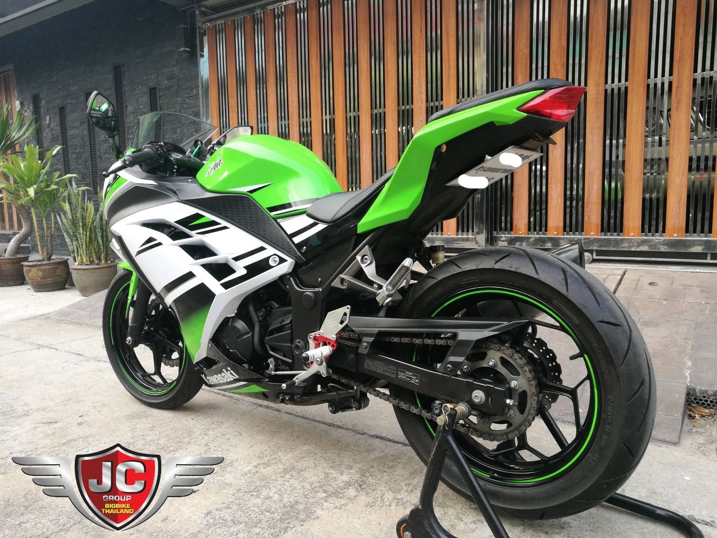 รถบ้านแท้มือเดียว สวยกริ๊บ เครื่องเป๊ะ สีเดิม ลายพิเศษฉลอง30ปี