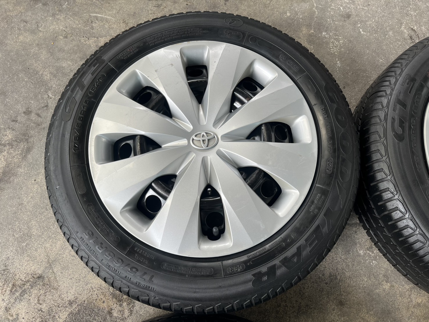 ✨ล้อกระทะ✨4รู100✨Toyota ขอบ 15 แถมยาง 175-65-15 Goodyear ปี 19