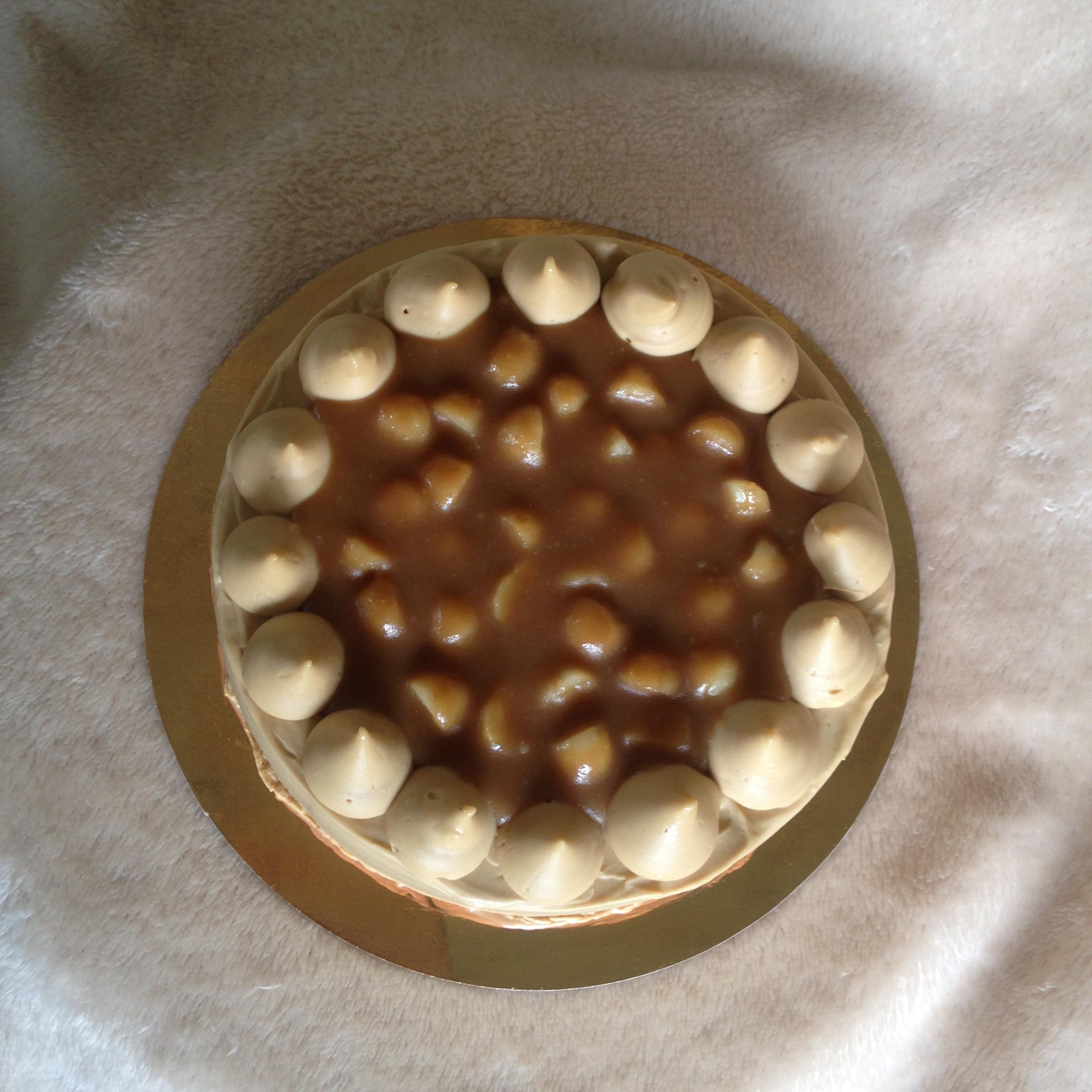 เค้กกาแฟคาราเมลมคคาเดเมีย (3 ปอนด์) / Coffee Caramel Maccadamia Cake (3 Pound / 8" x 8")