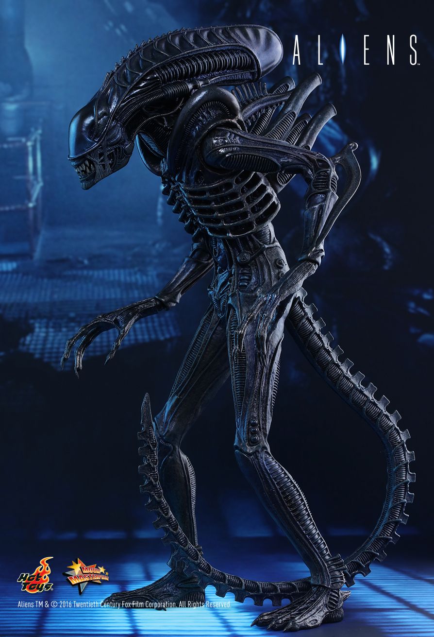 Hot Toys MMS354 Aliens - Alien Warrior