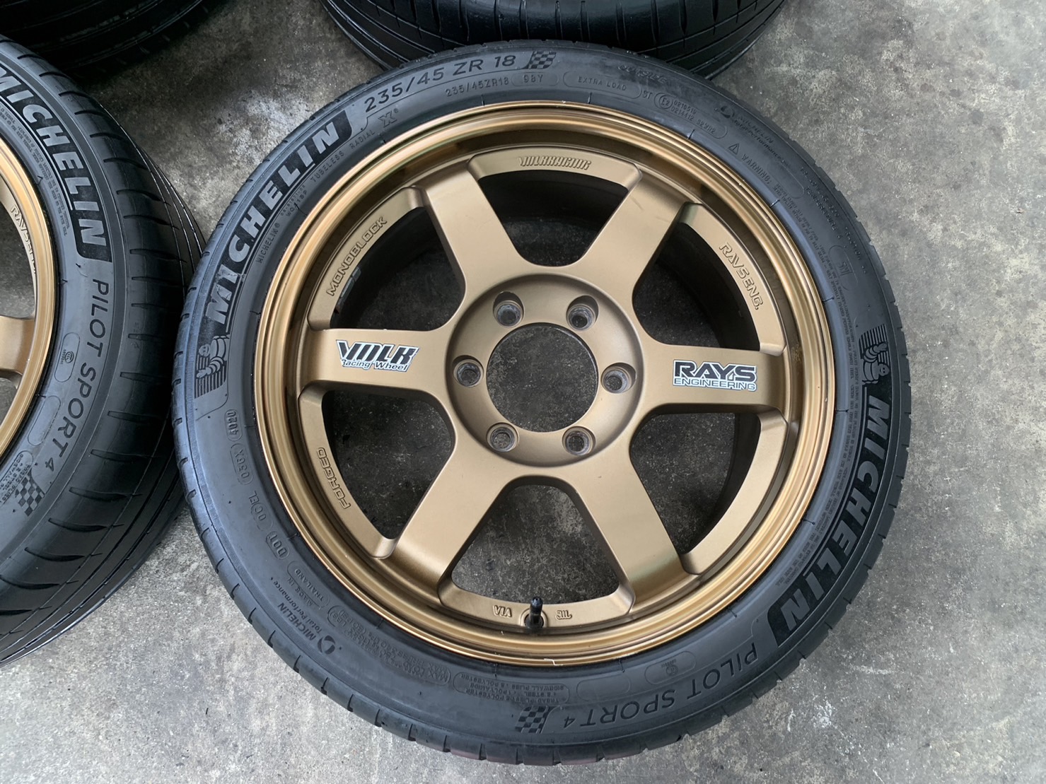 ✨แม็กแต่ง 6รู139✨TE37 หน้าแบน ขอบ 18 พร้อมยาง 235-45-18 Michelin ปลายปี 20