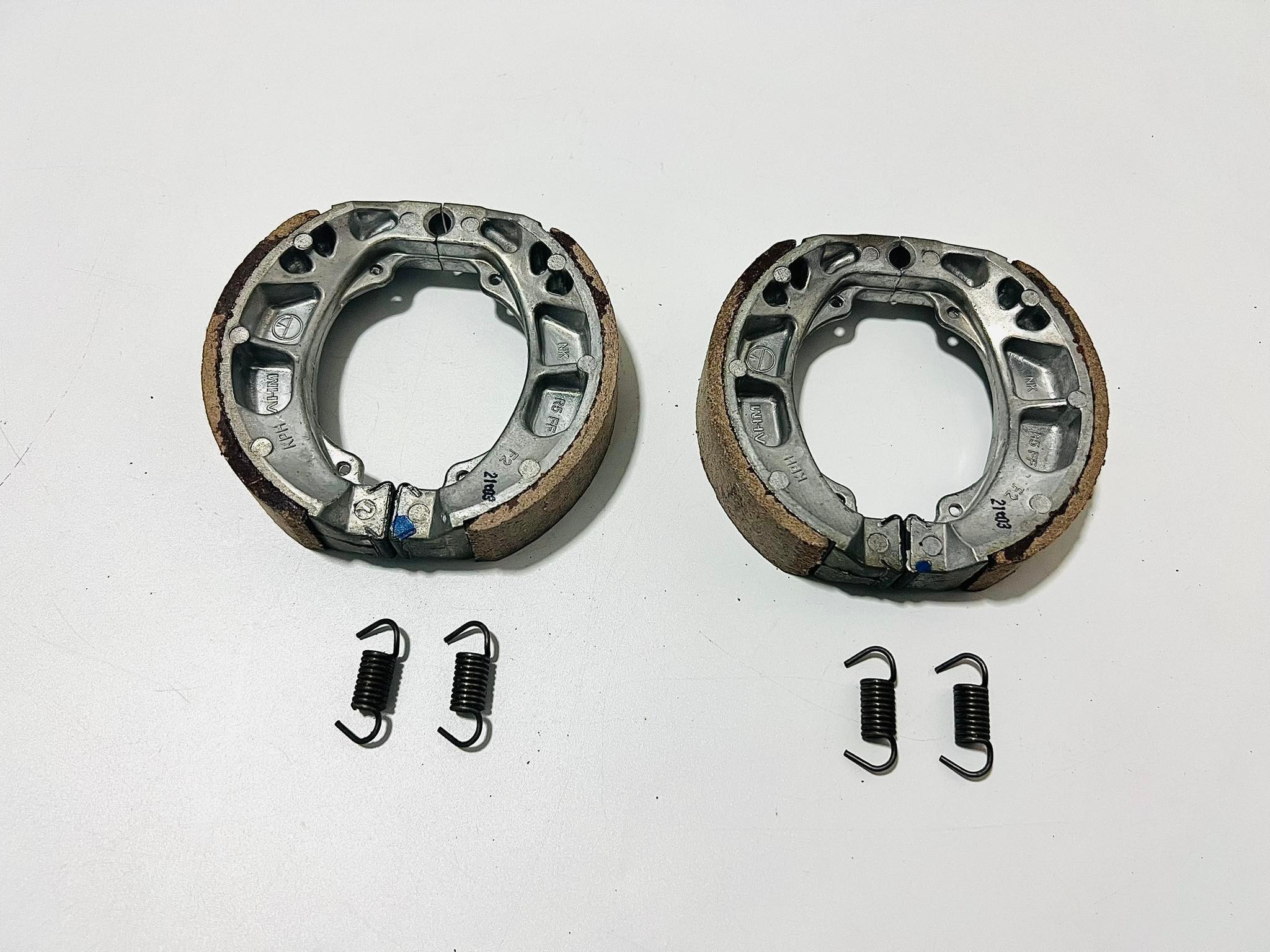 ผ้าเบรคเวฟ100 เวฟ125 ดรีม 1 คู่ L9