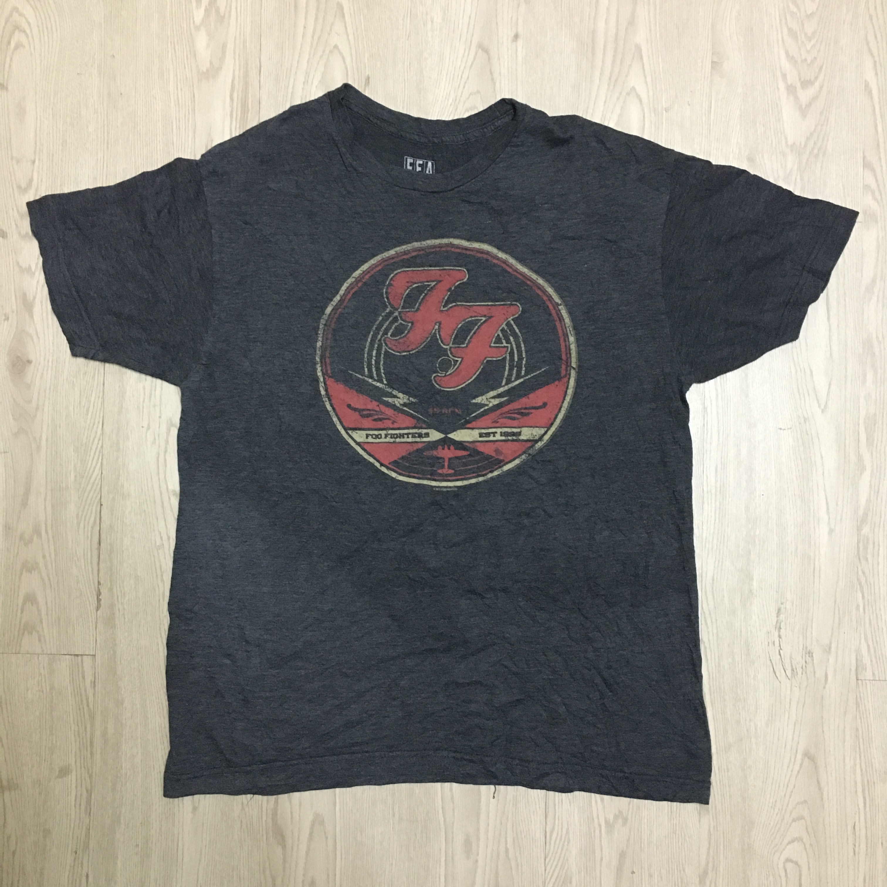 Foo fighters โลโก้วงเต็ม ตอกปี2013 ล้ำค่า