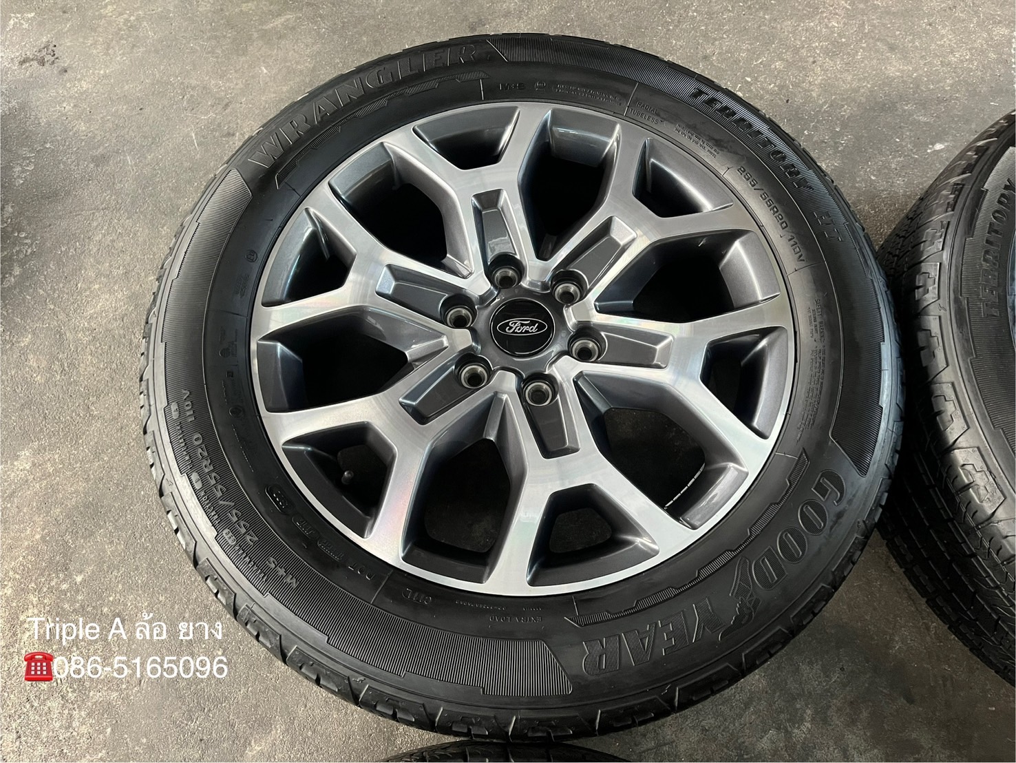 ✨ล้อแม็ก✨Ford Everest Next-Gen ขอบ 20 เทาหน้าเงา พร้อมยาง 255-55-20 GoodYear💥ปลายปี 22💥