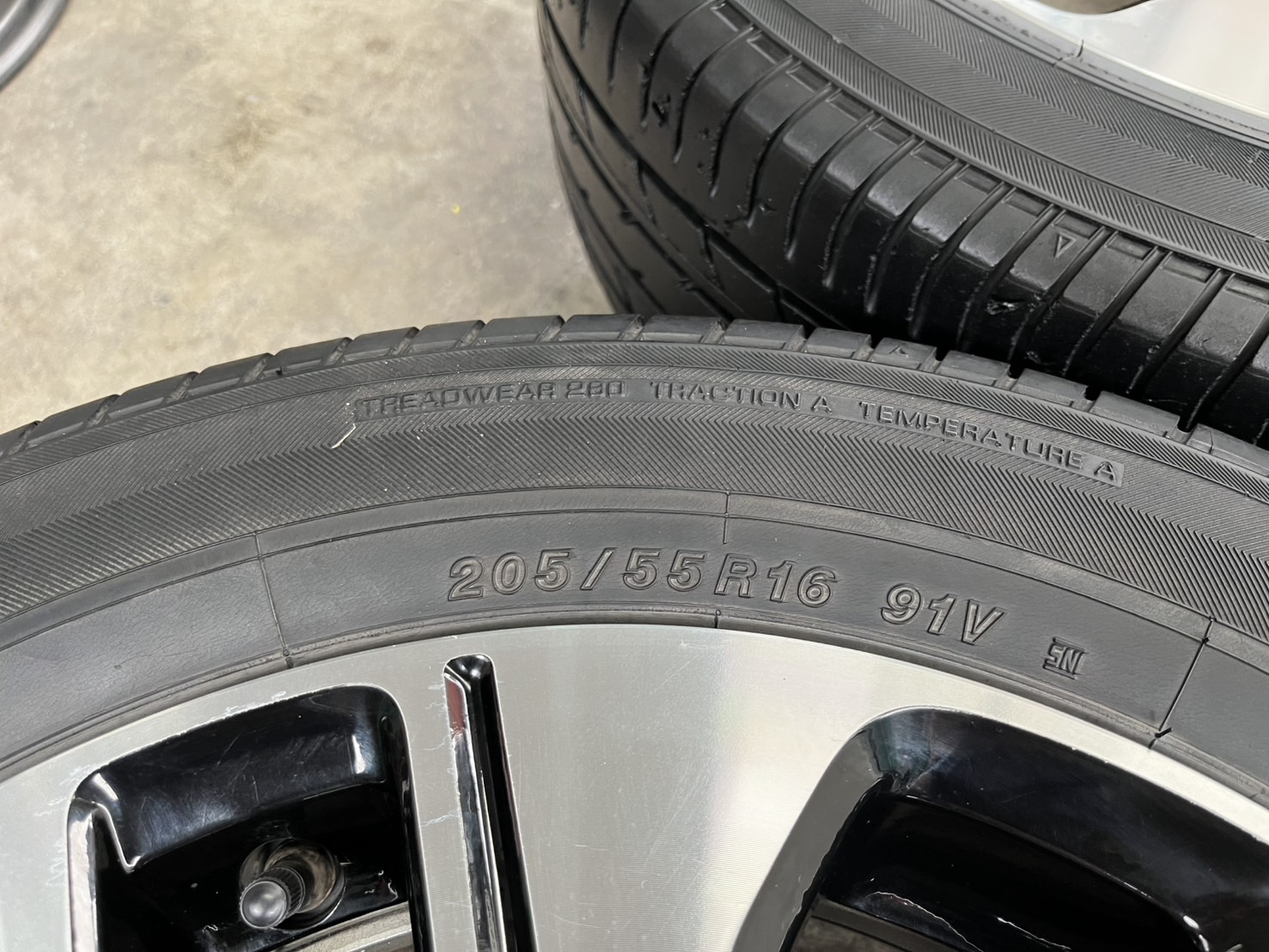 ✨ล้อแม็ก 5รู114✨Mitsu Xpander ขอบ 16 ดำหน้าเงา แถมยาง 205-55-16 Yokohama