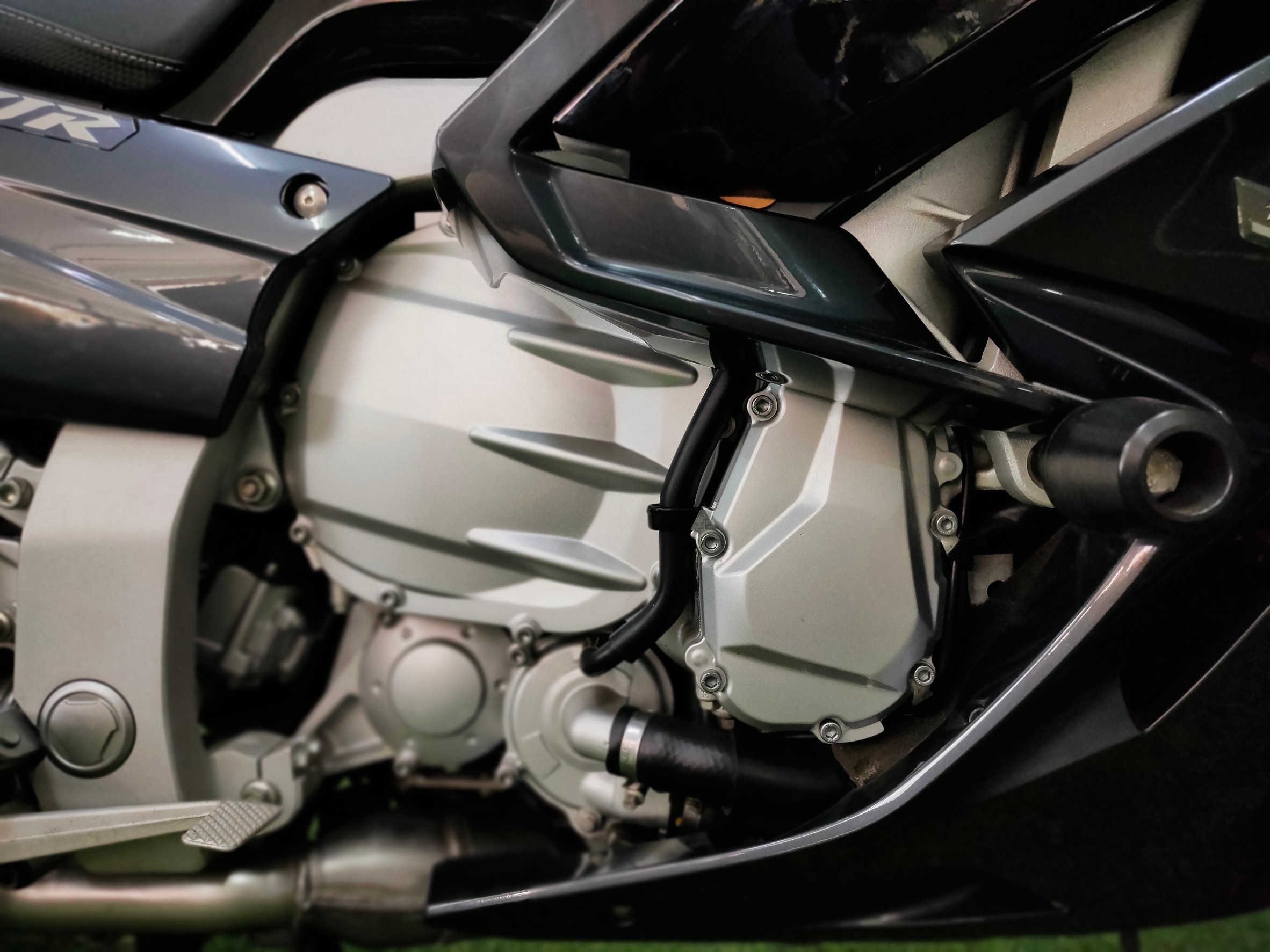 Sport Touring ตัวพรีเมียมจากค่าย YAMAHA รุ่น FJR1300AS ตัวท๊อป Autoclutch ขับเพลาปลายปี 2018 แท้สายจอดไมล์ 2,xxx 😎 โฉมปัจจุบัน...นับคันได้เลย‼️