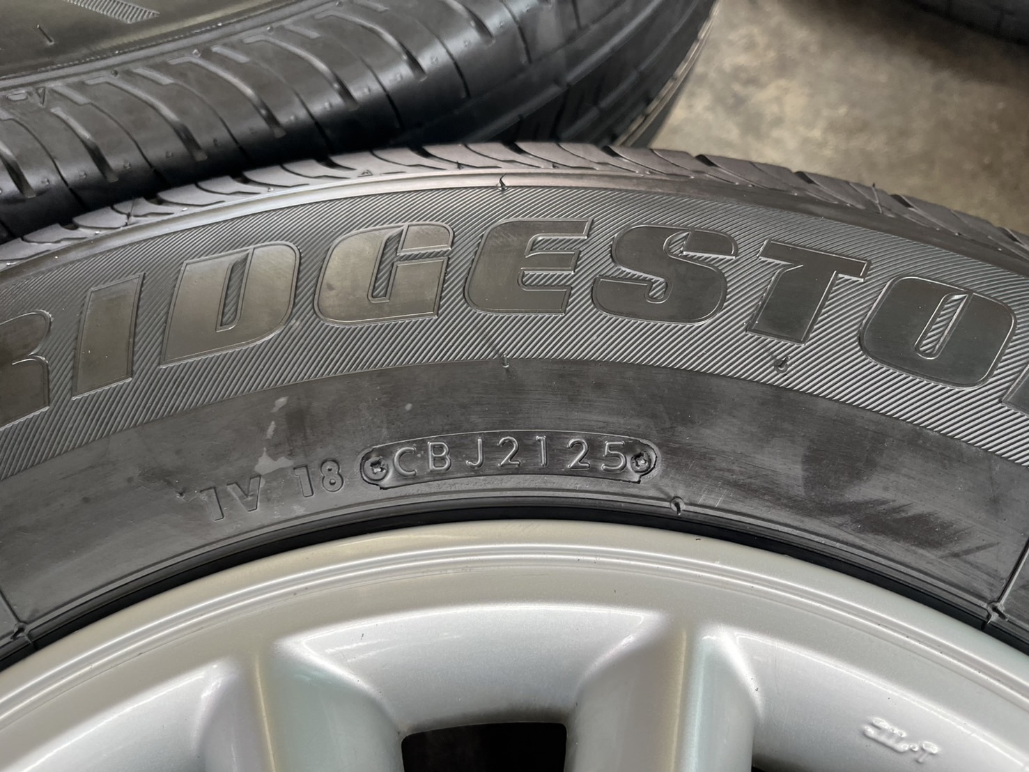 ✨ล้อแม็ก✨ISUZU D-Max ขอบ 15 พร้อมยางใหม่💯215-70-15 Bridgestone💥ปี25💥